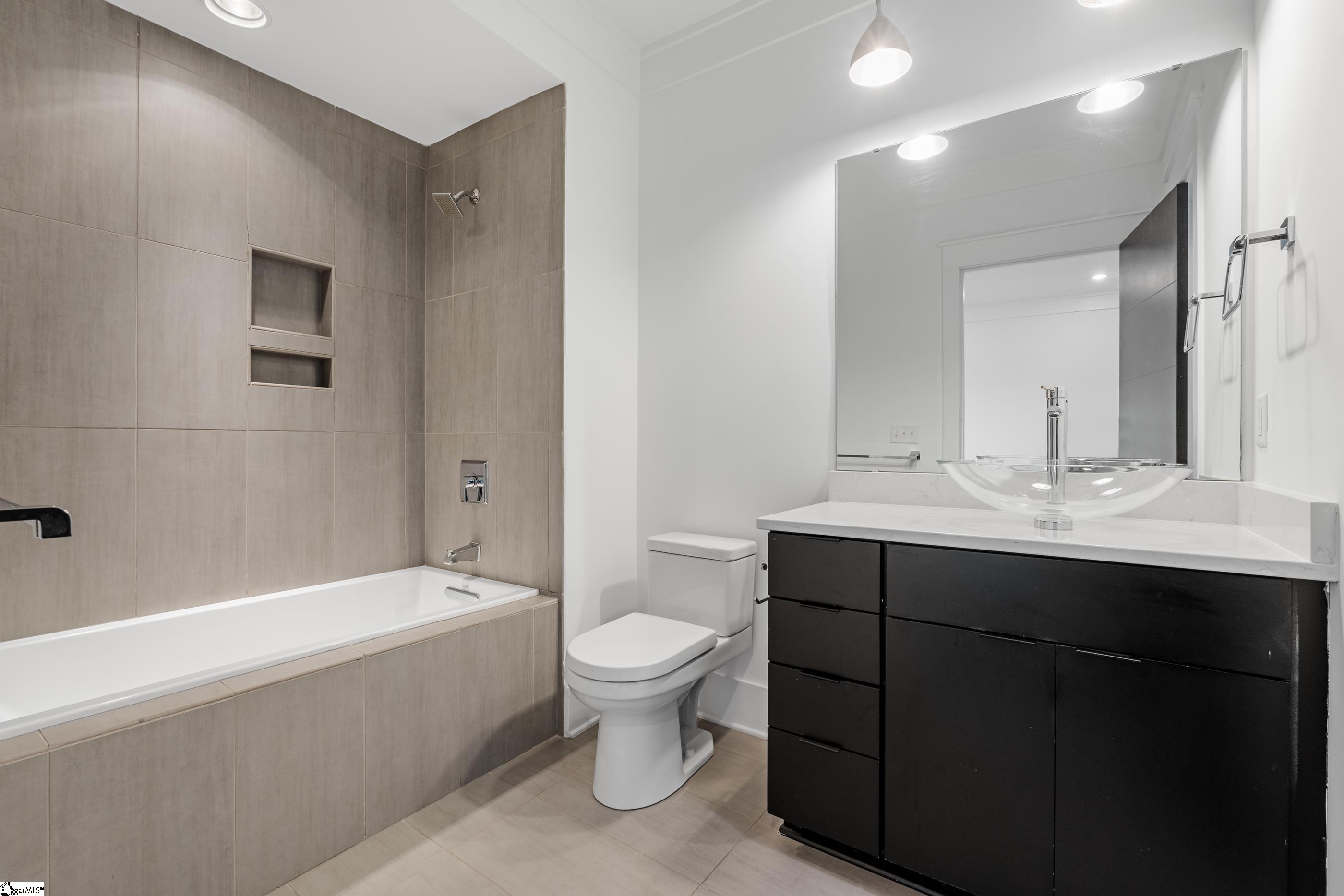 1027 S Main Street UNIT Unit 403 Greenville, SC 29601