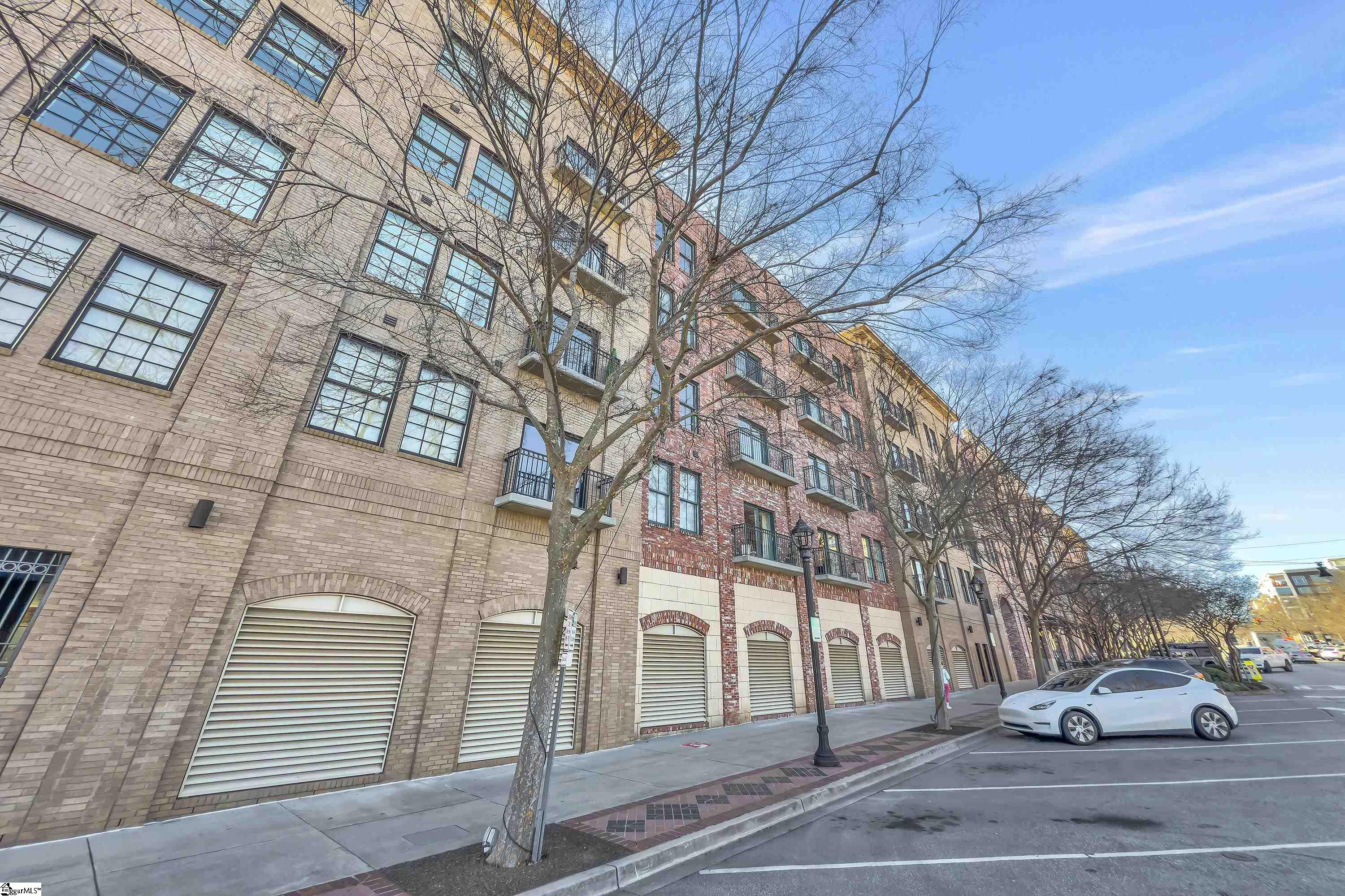 927 S Main Street UNIT Unit #309 Greenville, SC 29601