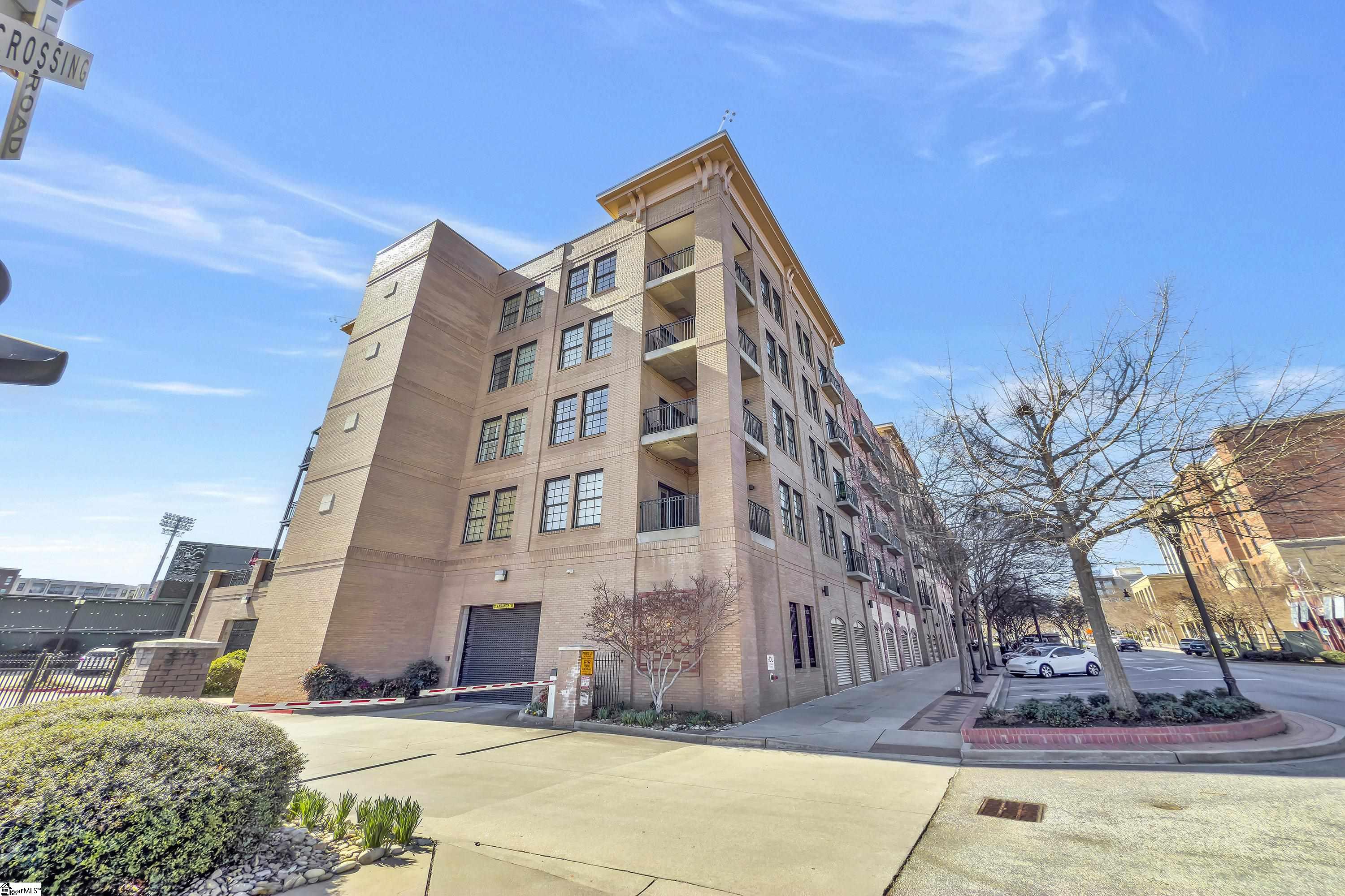 927 S Main Street UNIT Unit #309 Greenville, SC 29601