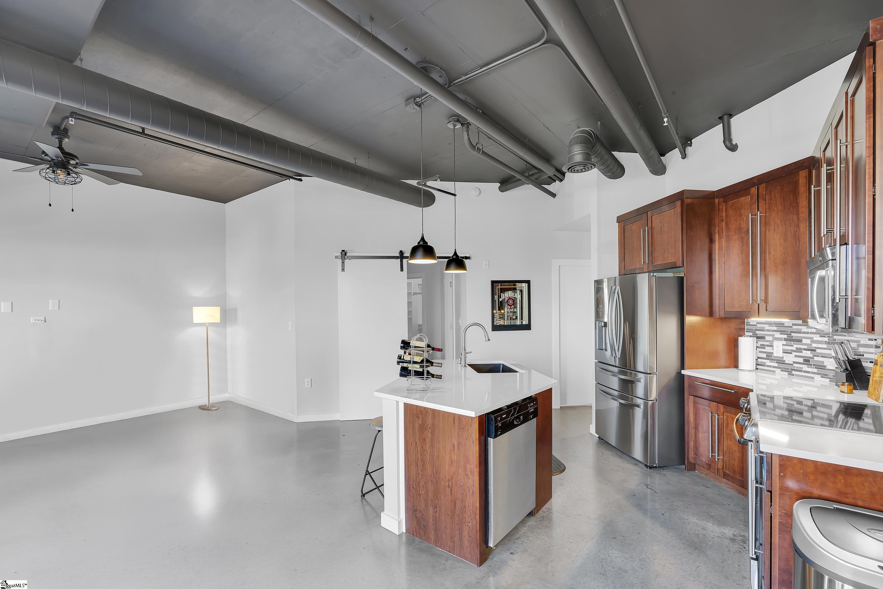 927 S Main Street UNIT Unit #309 Greenville, SC 29601