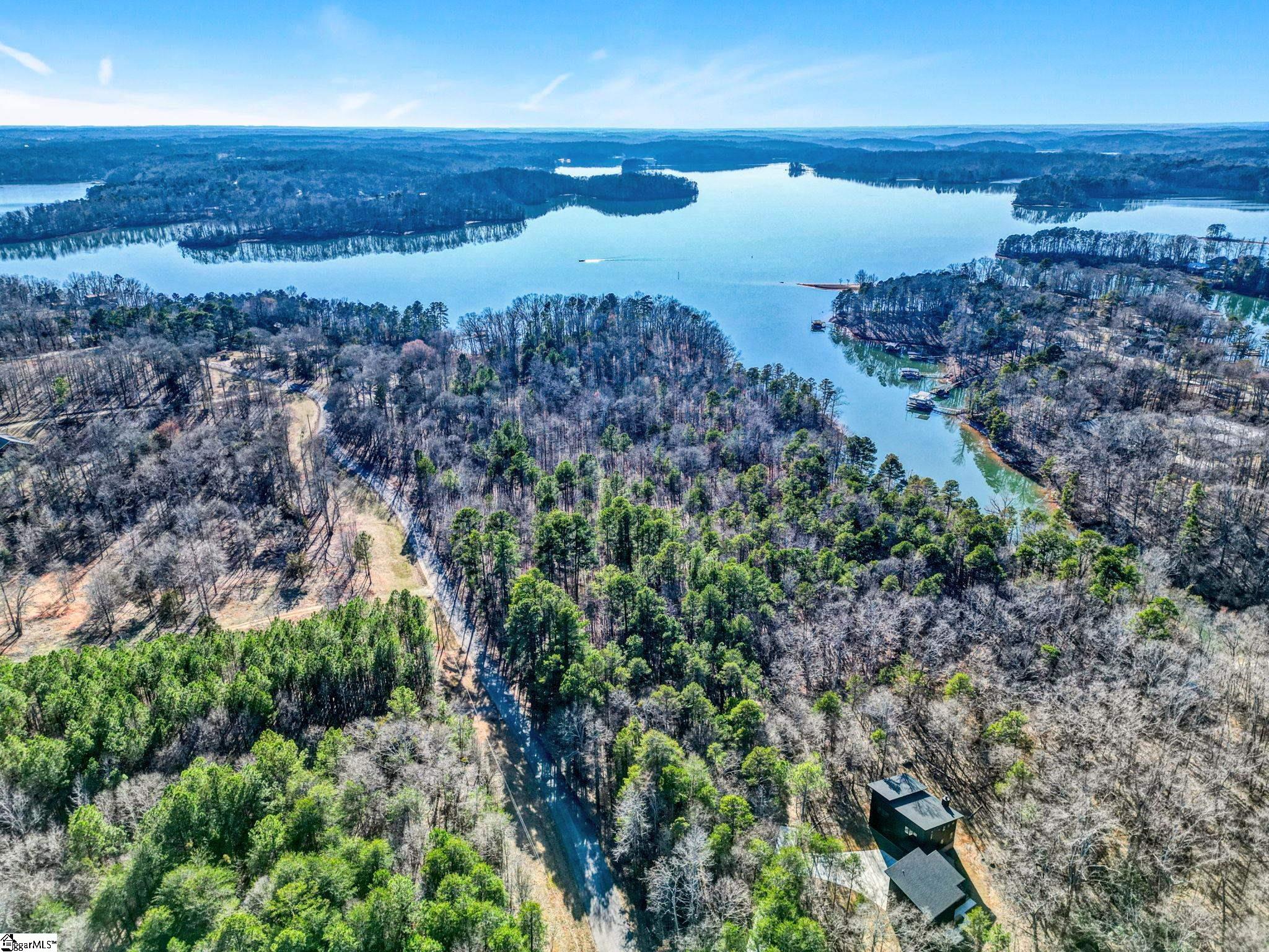 10 Osceola Trail Fair Play, SC 29643