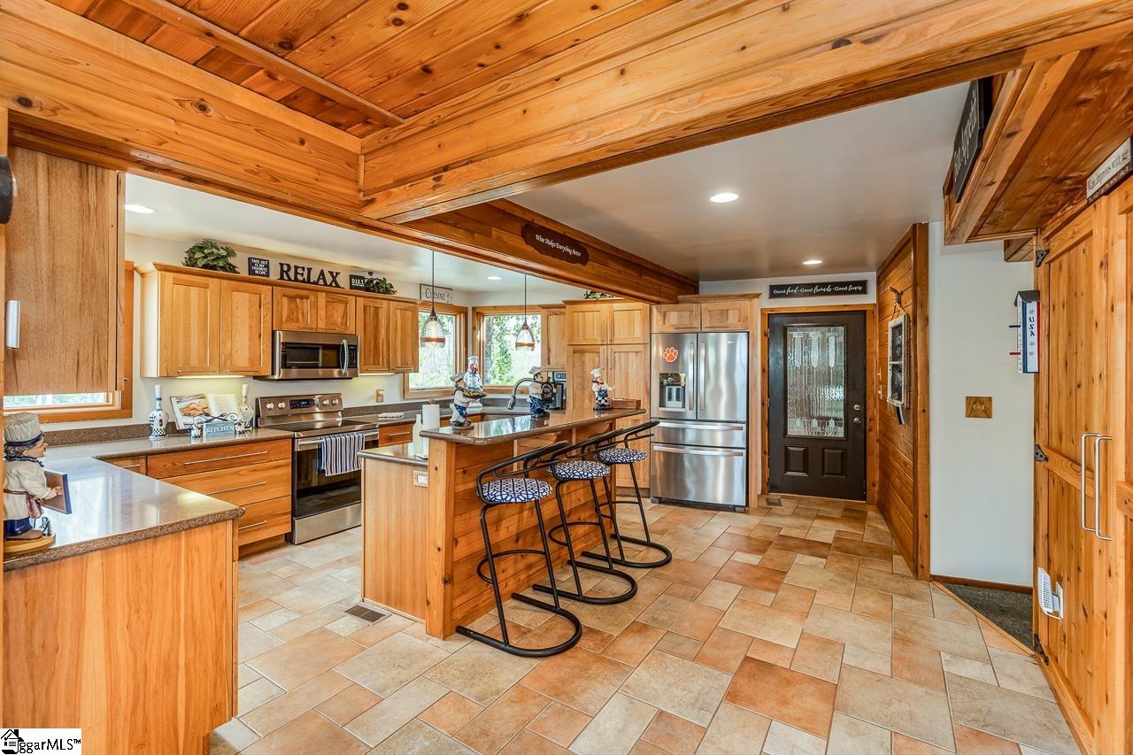 420 Peninsula Drive Anderson, SC 29626