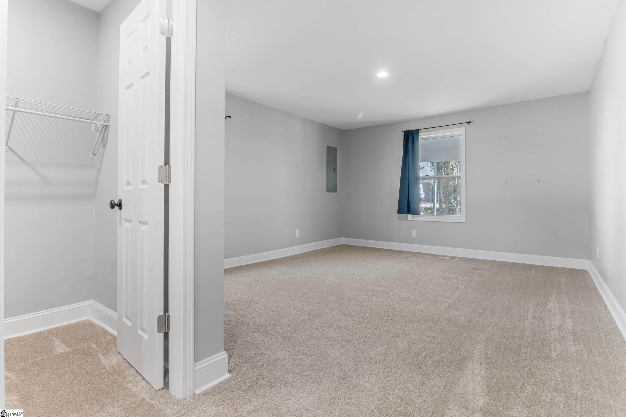 340 W Peachtree Street Woodruff, SC 29388