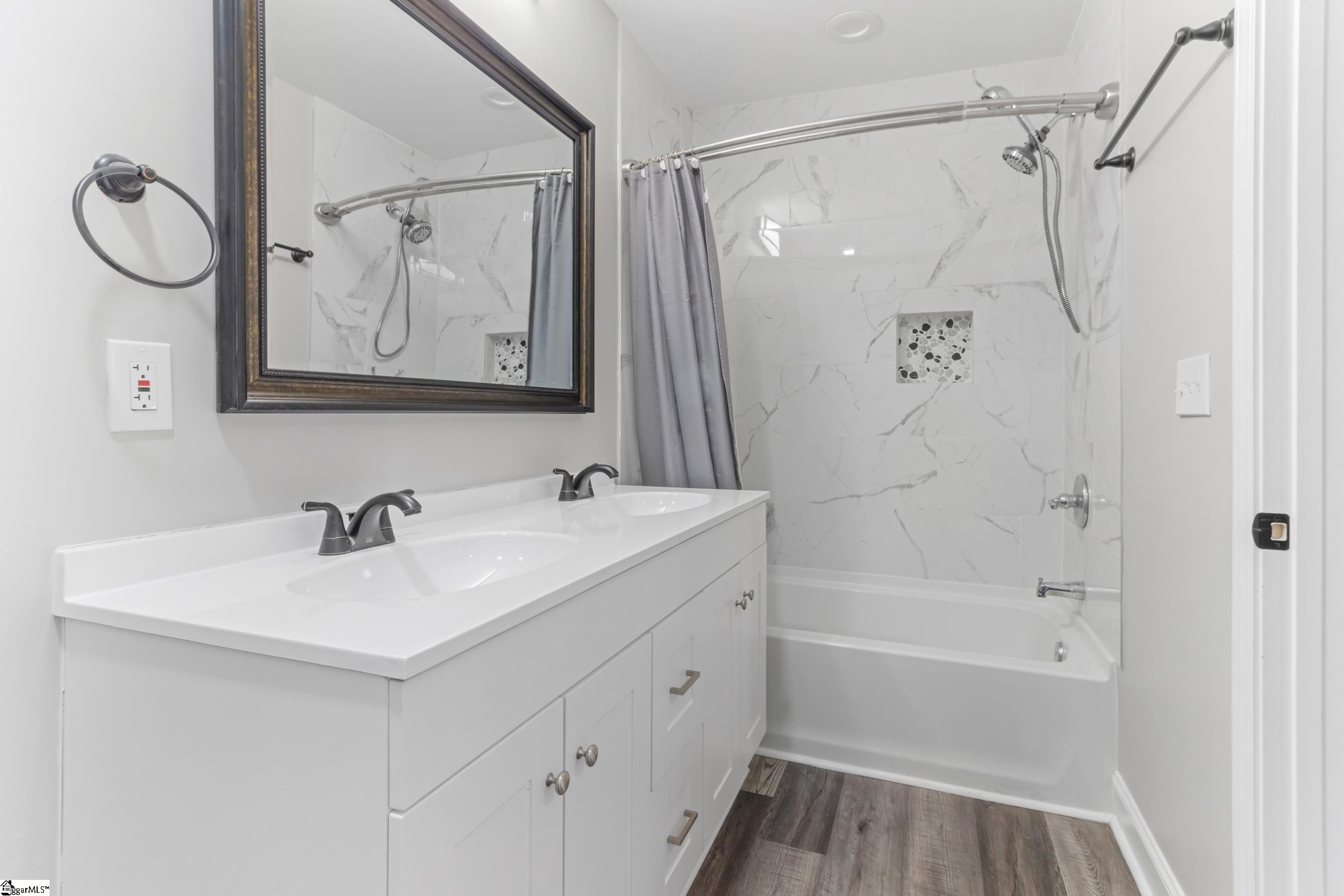 340 W Peachtree Street Woodruff, SC 29388