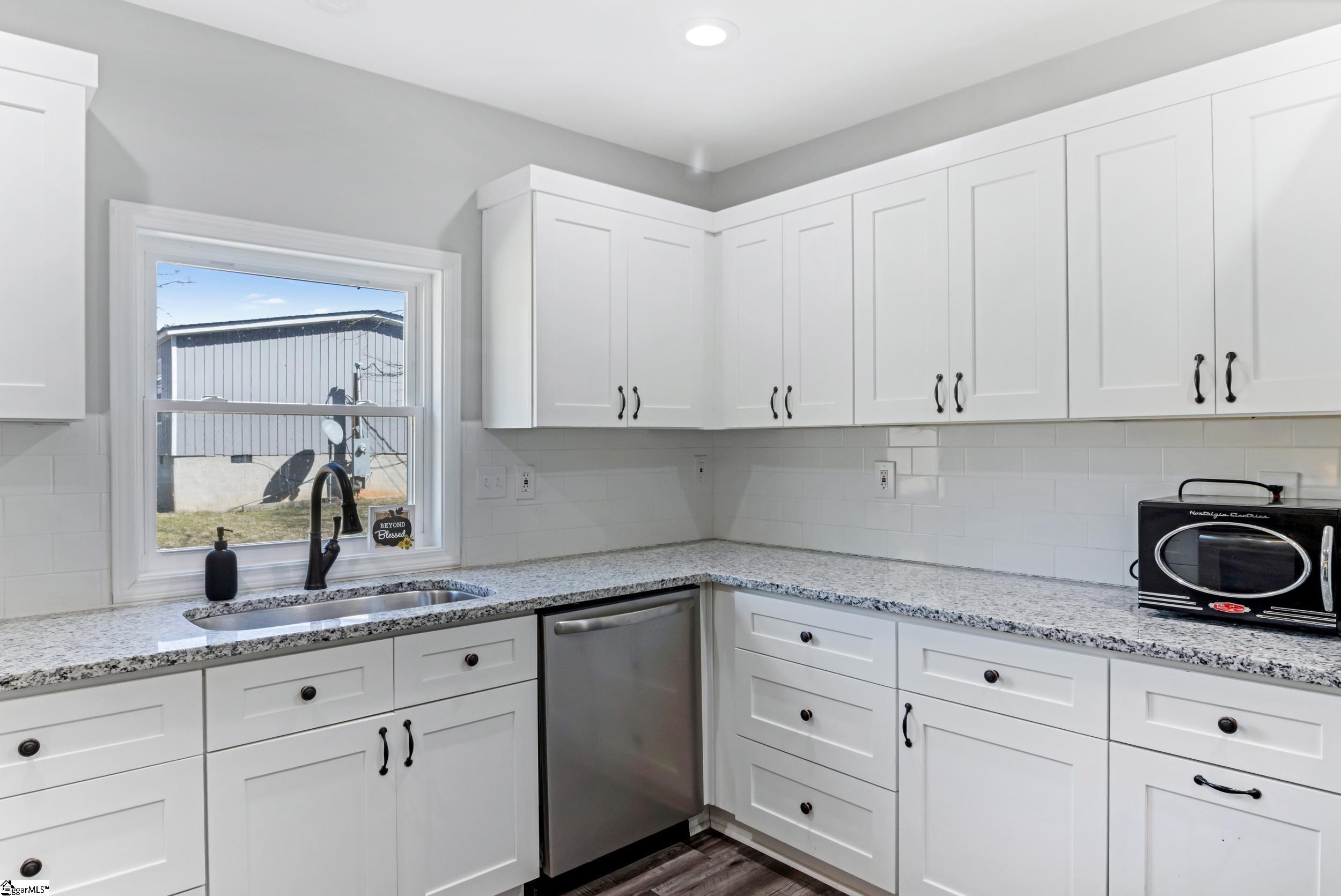 340 W Peachtree Street Woodruff, SC 29388