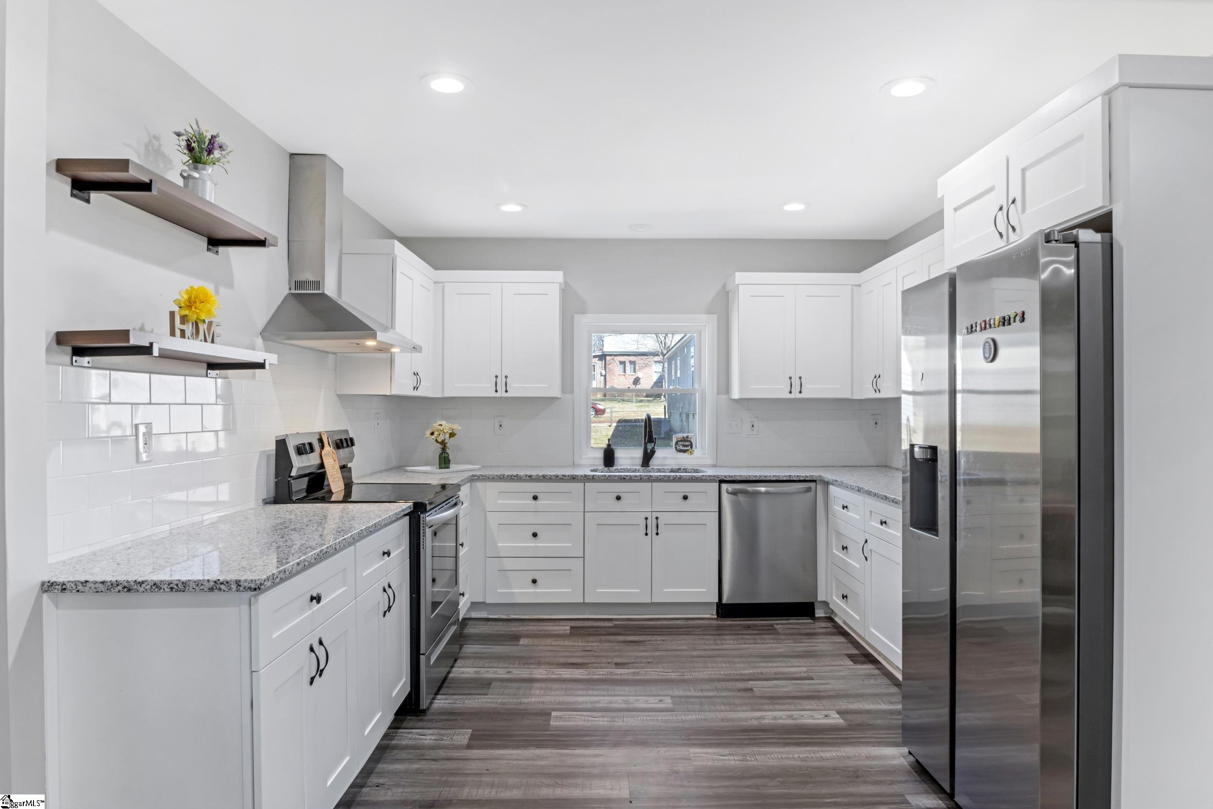 340 W Peachtree Street Woodruff, SC 29388
