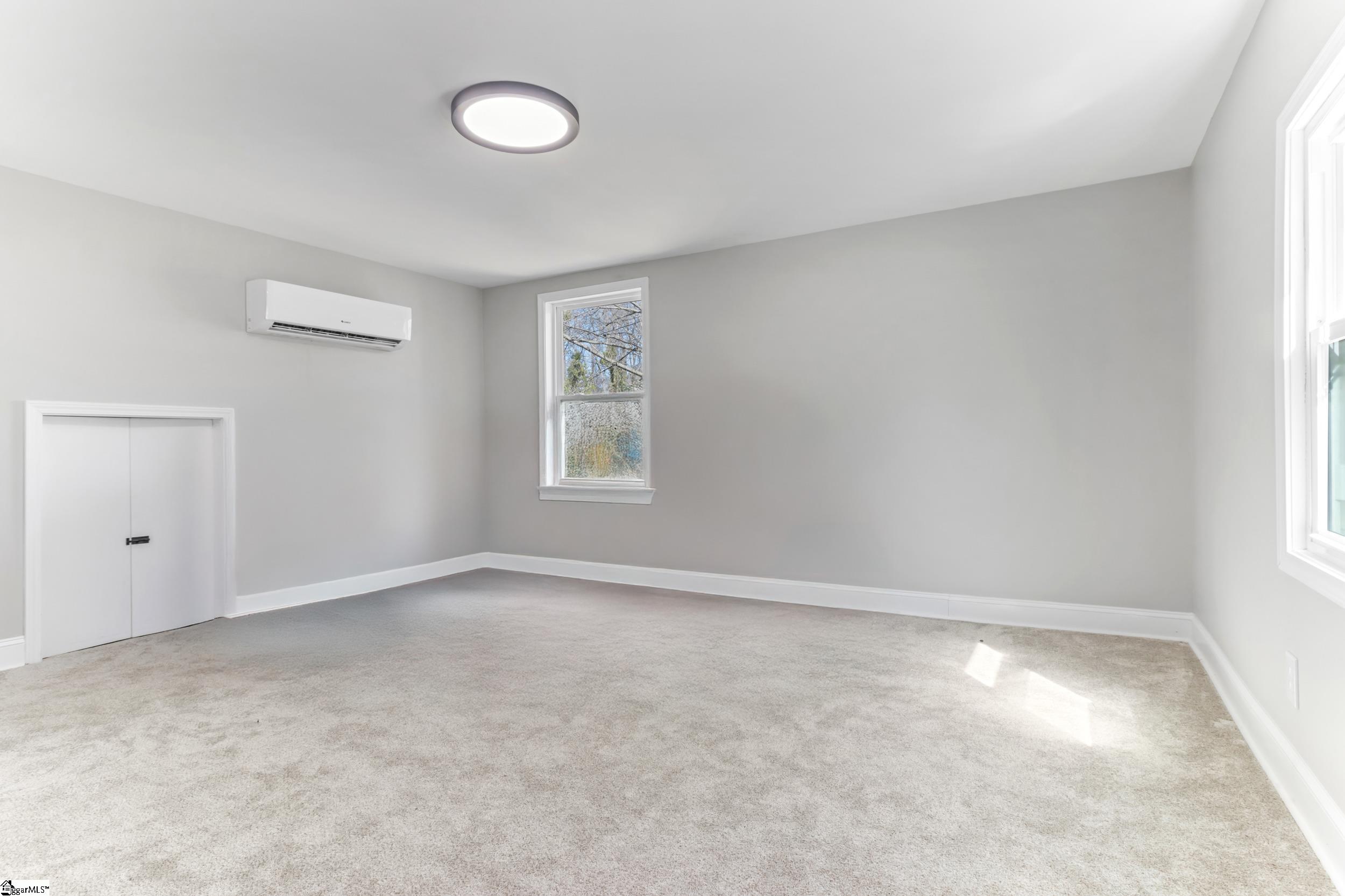 340 W Peachtree Street Woodruff, SC 29388