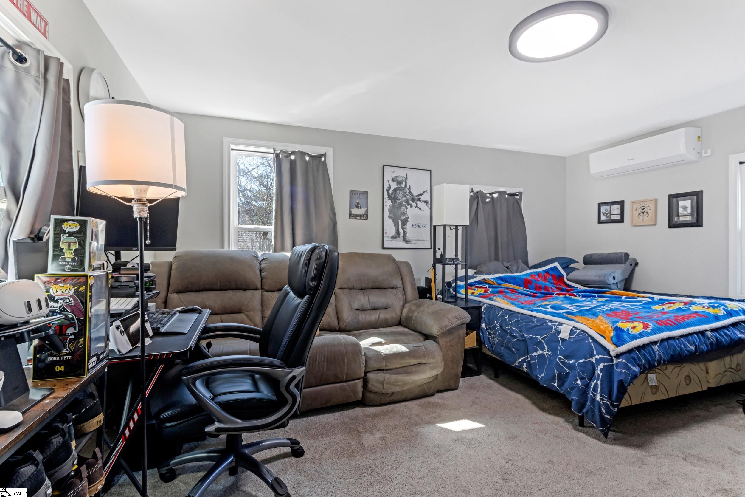 340 W Peachtree Street Woodruff, SC 29388