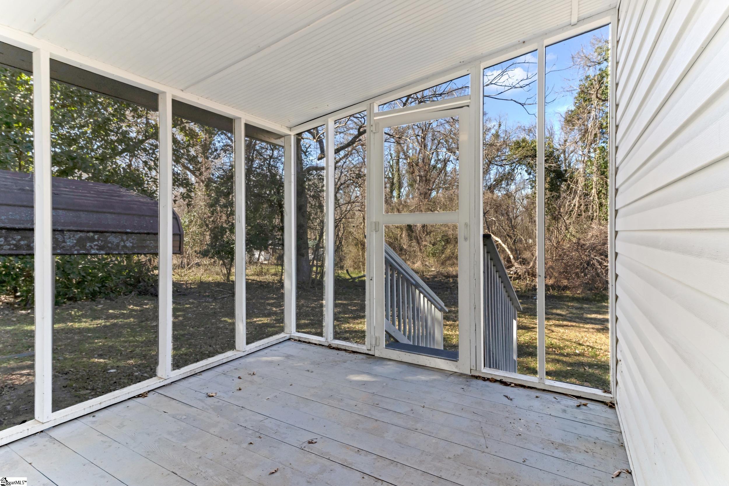 340 W Peachtree Street Woodruff, SC 29388