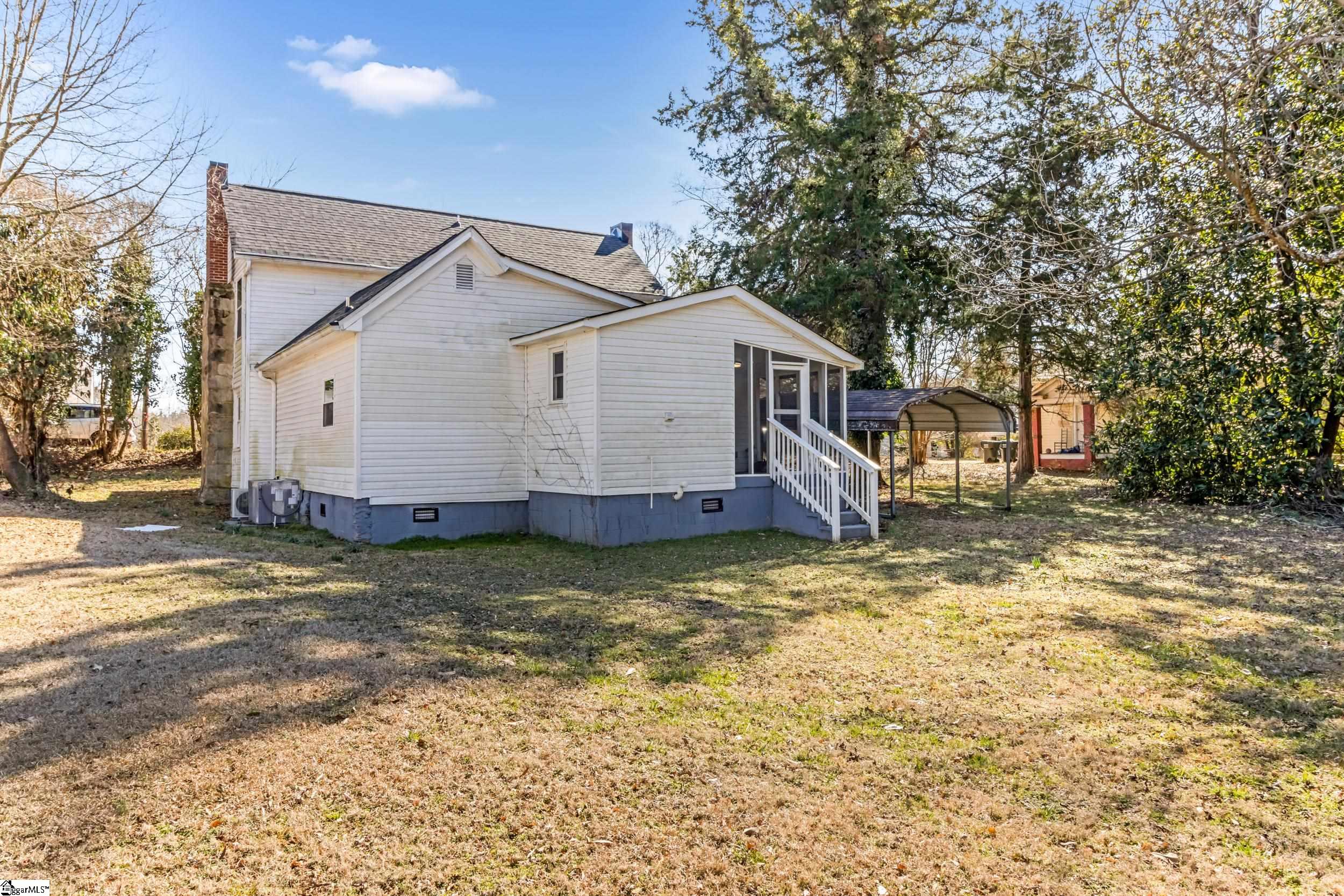340 W Peachtree Street Woodruff, SC 29388
