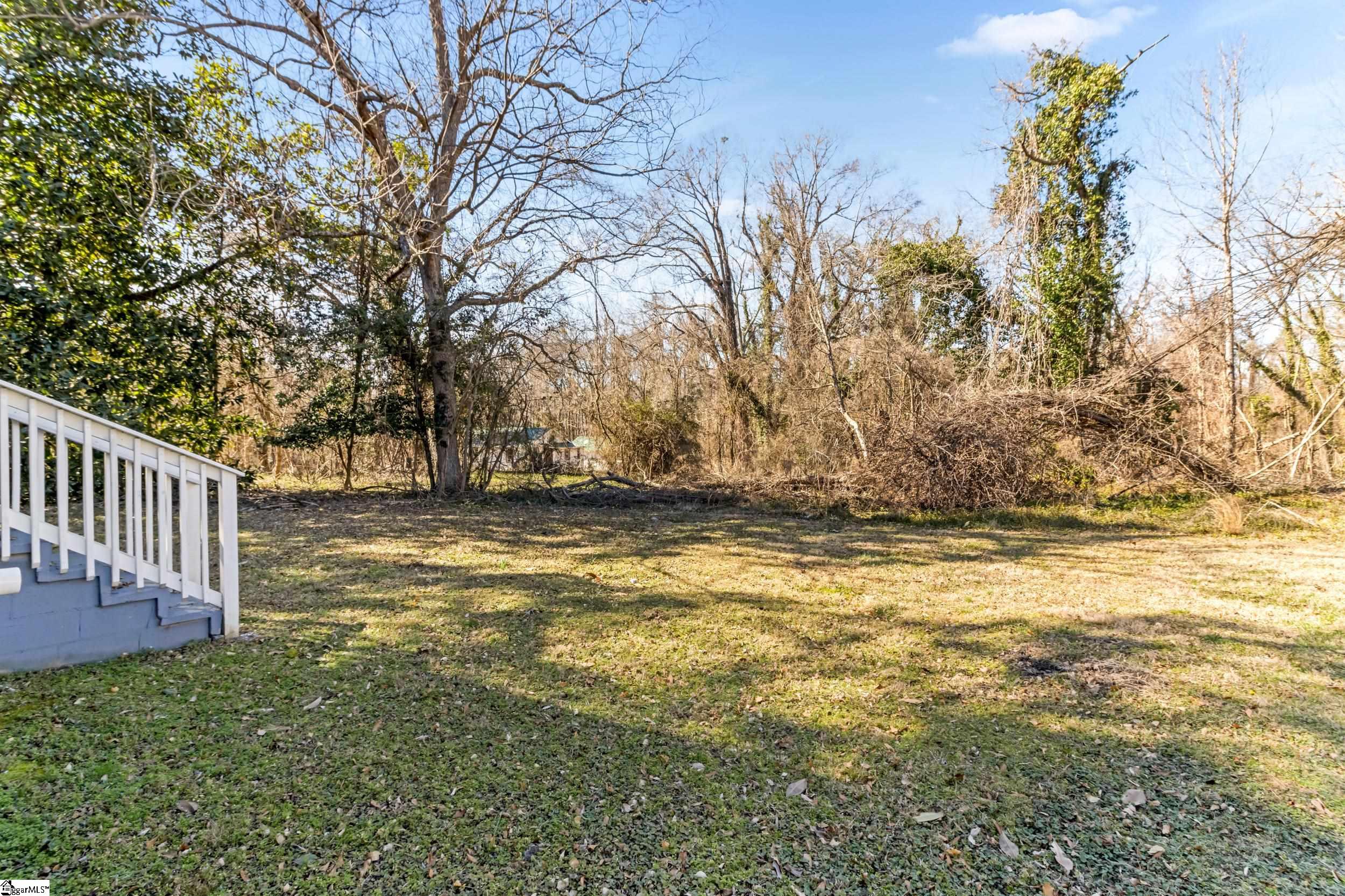 340 W Peachtree Street Woodruff, SC 29388