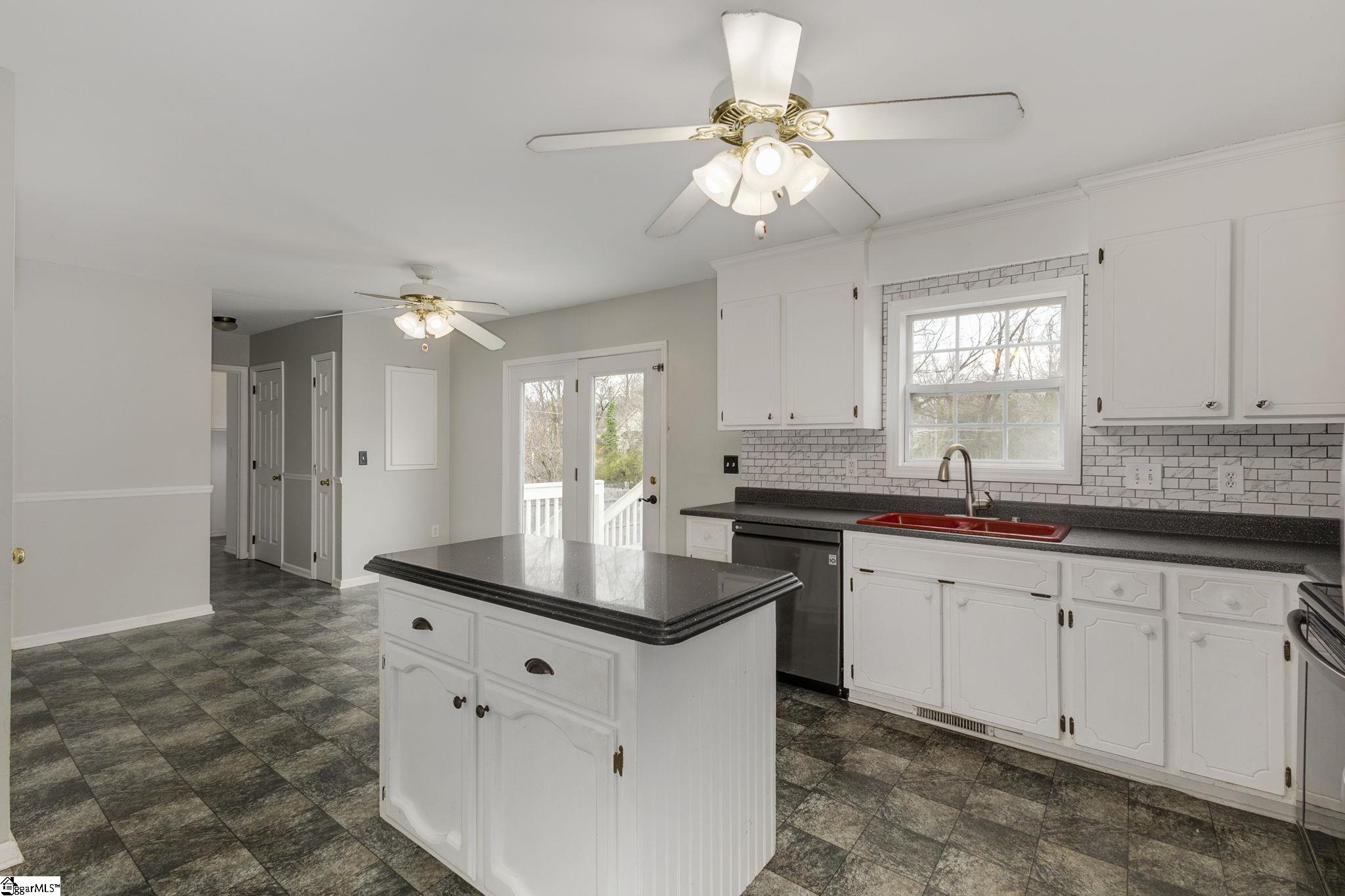 401 Claremont Circle Spartanburg, SC 29301