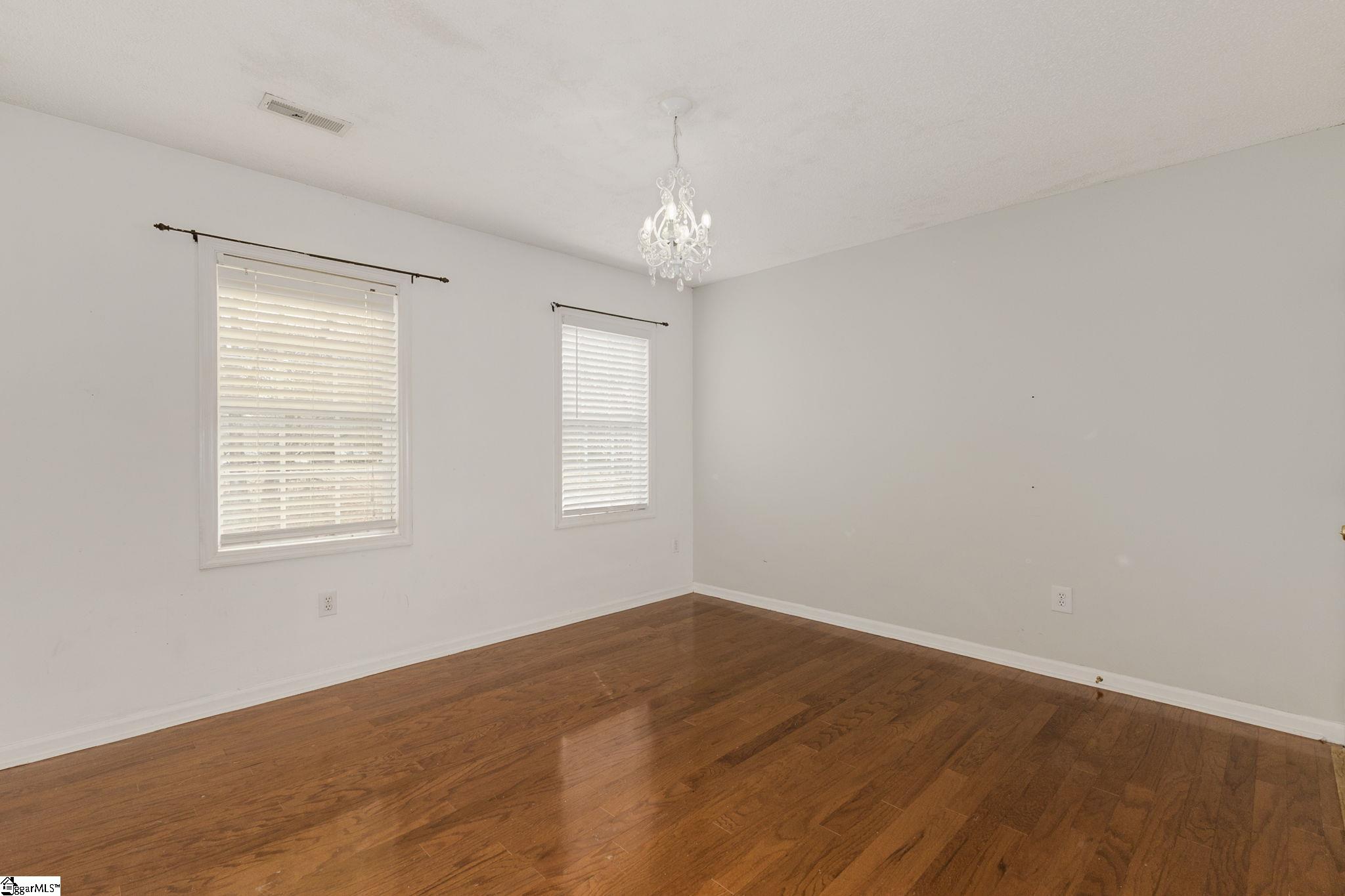 401 Claremont Circle Spartanburg, SC 29301