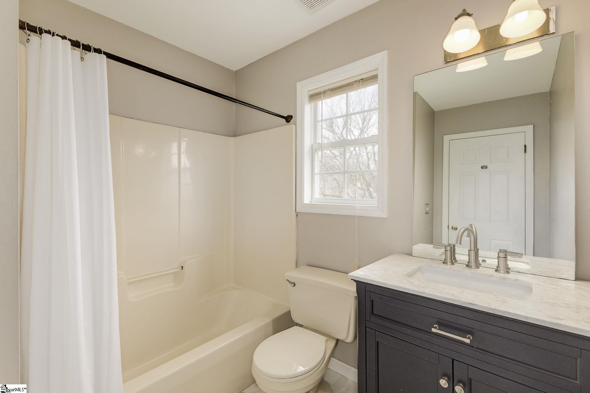 401 Claremont Circle Spartanburg, SC 29301