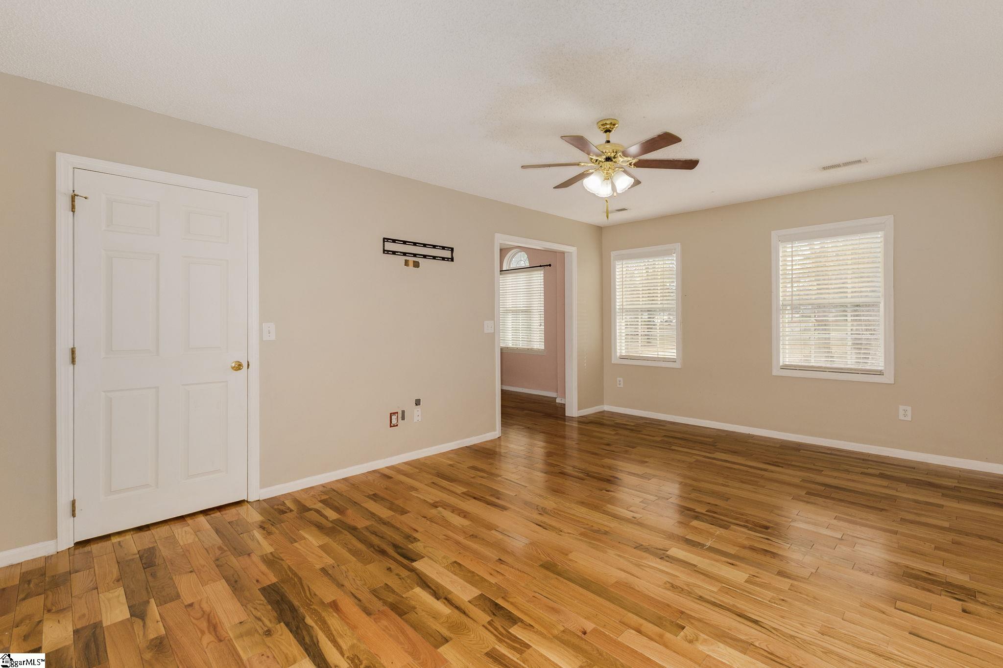 401 Claremont Circle Spartanburg, SC 29301