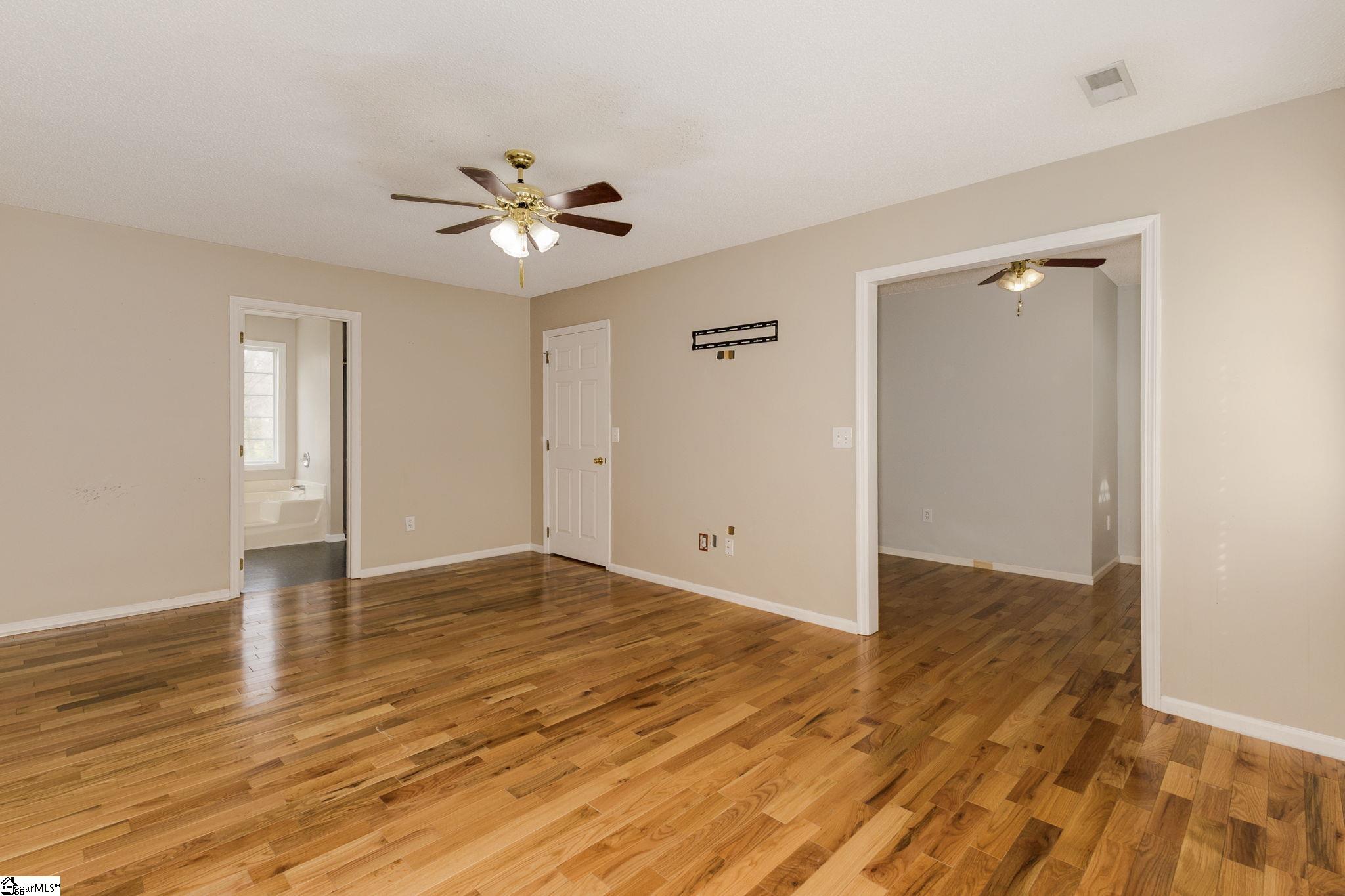 401 Claremont Circle Spartanburg, SC 29301