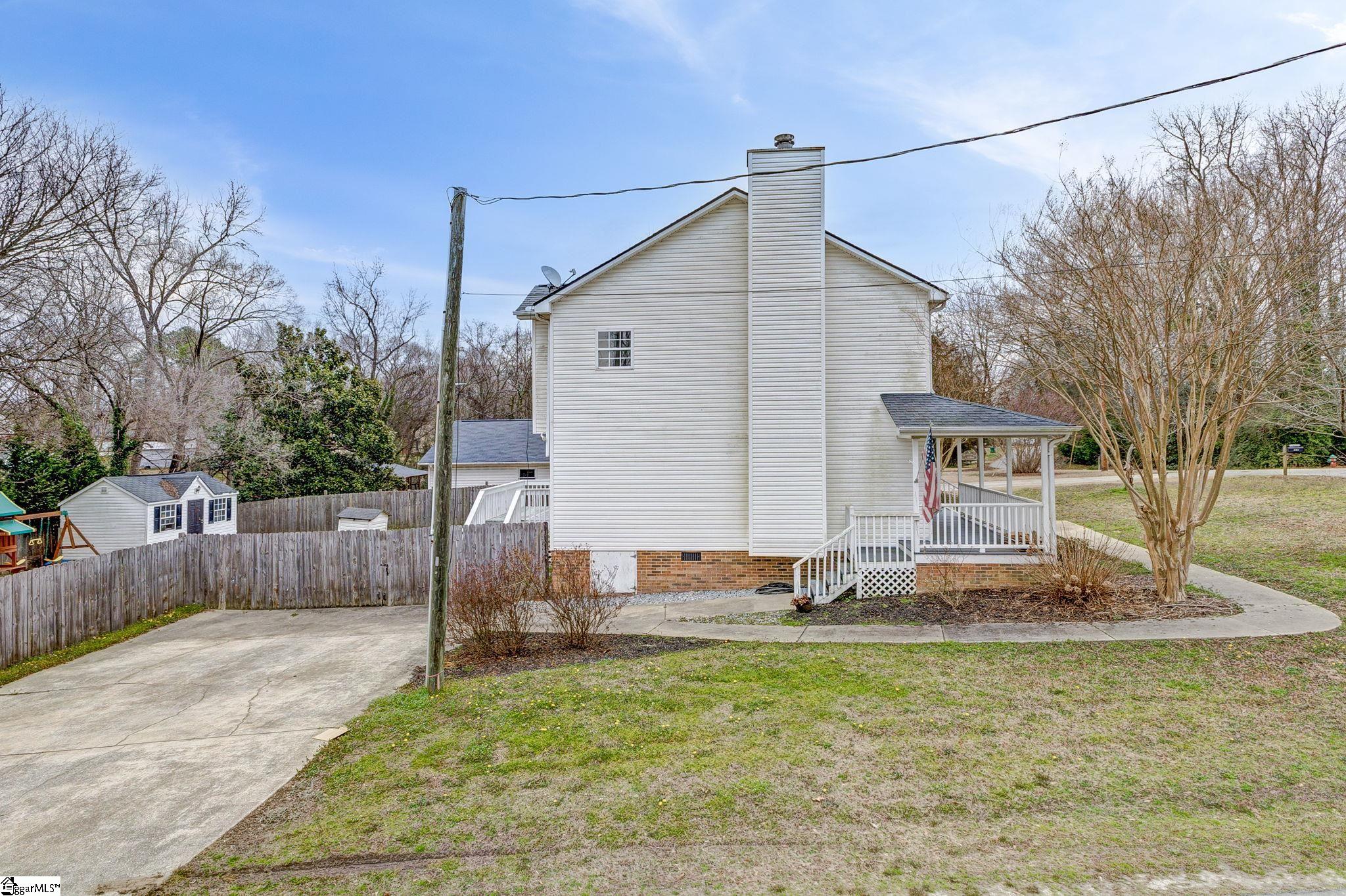401 Claremont Circle Spartanburg, SC 29301