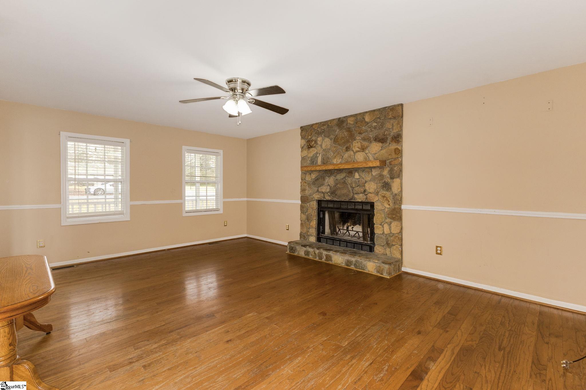 401 Claremont Circle Spartanburg, SC 29301