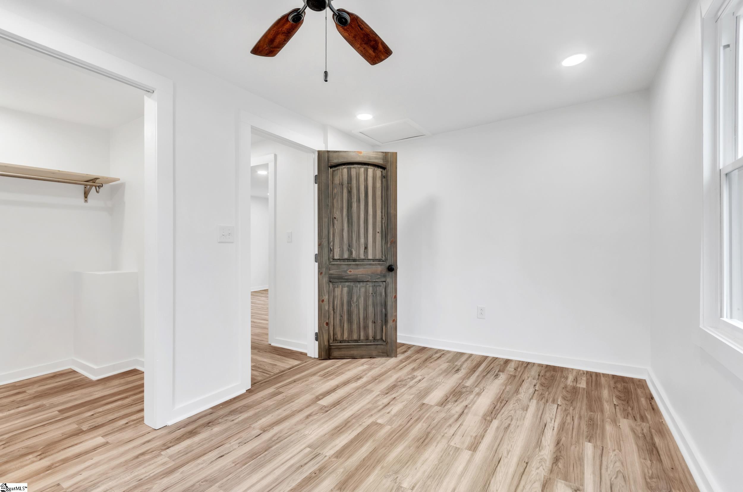 11 Woodland Drive Greenville, SC 29617