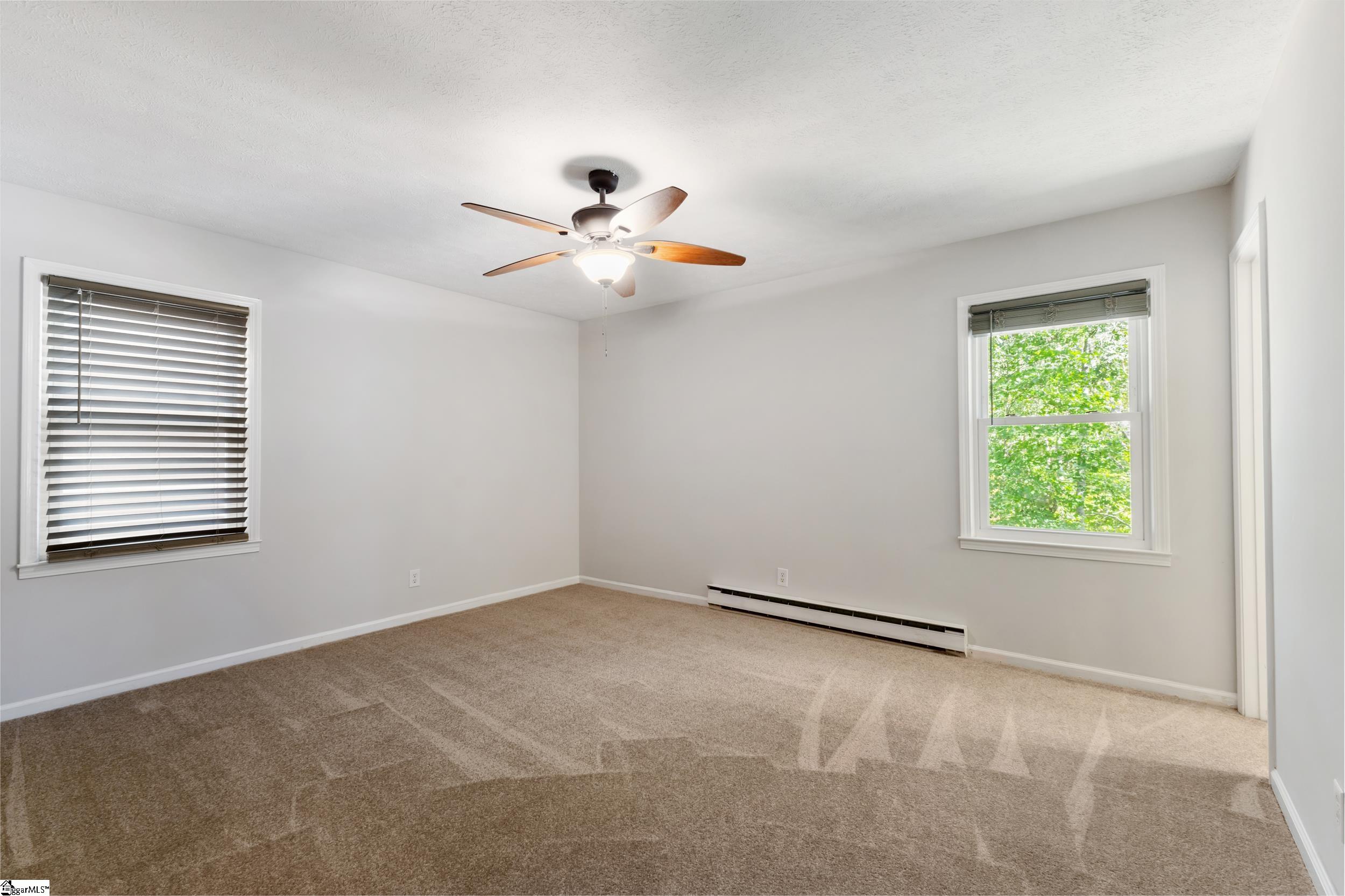 1120 Saluda Lake Road Greenville, SC 29611-2464