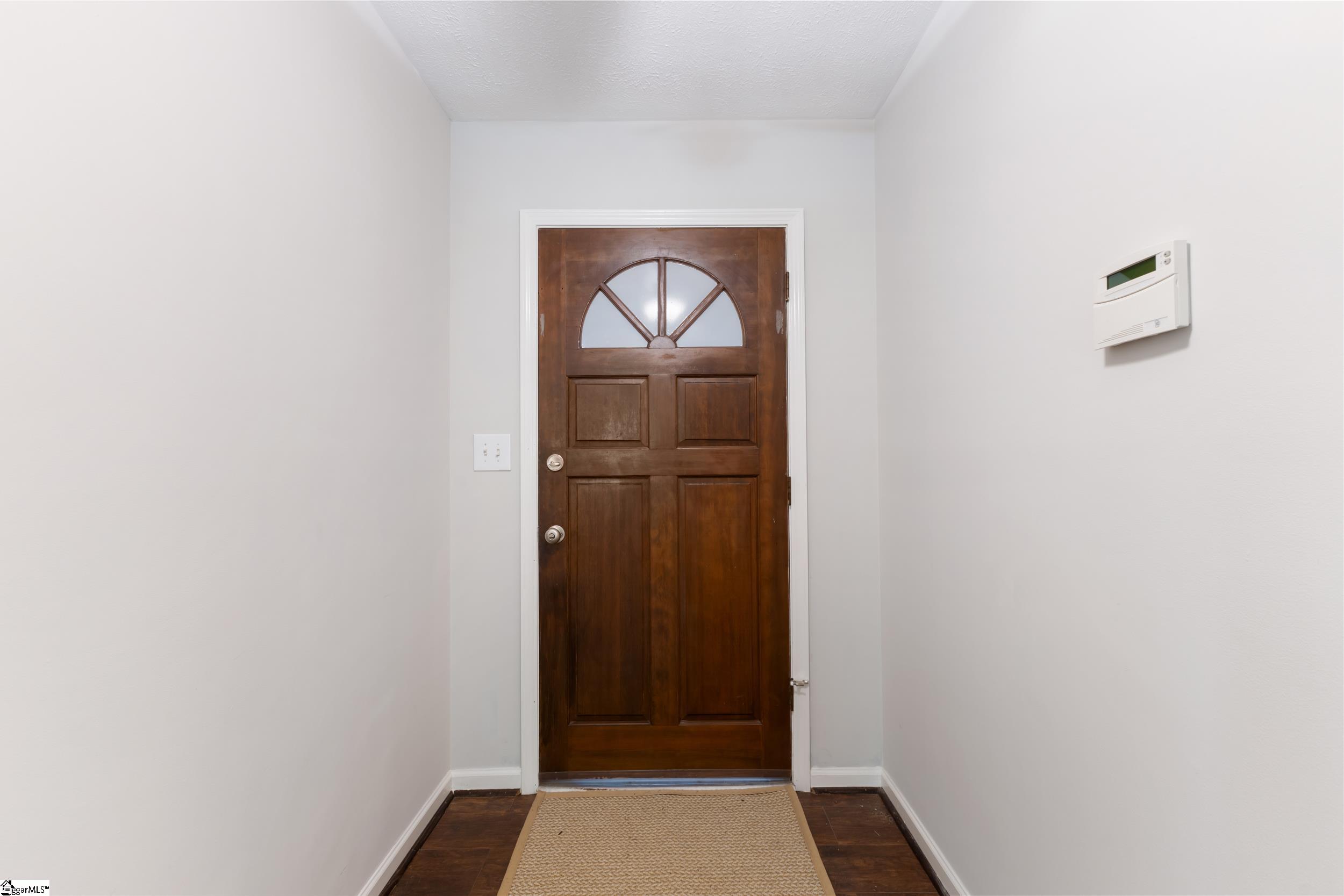 1120 Saluda Lake Road Greenville, SC 29611-2464