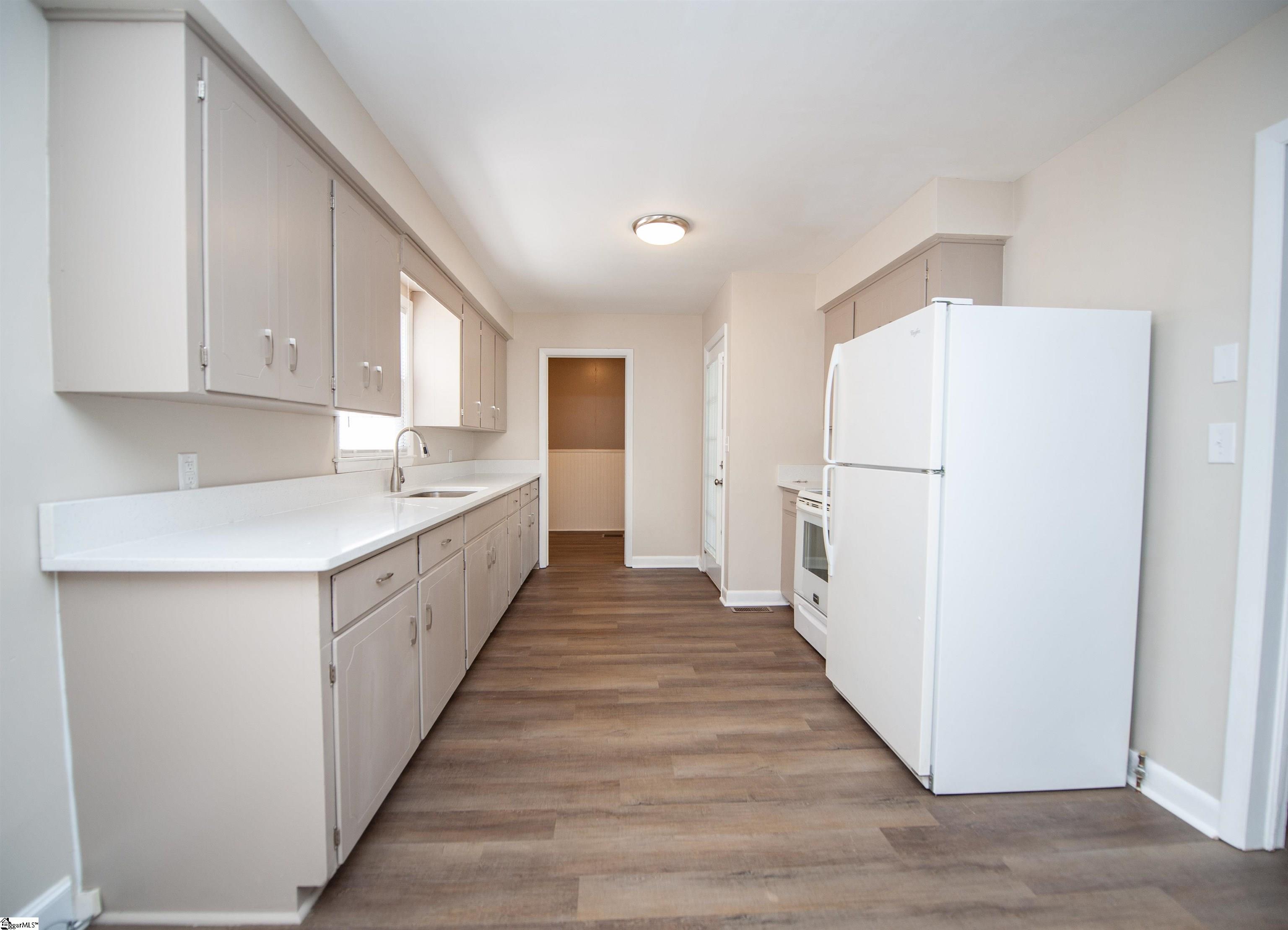 106 Cloverdale Drive Boiling Springs, SC 29316
