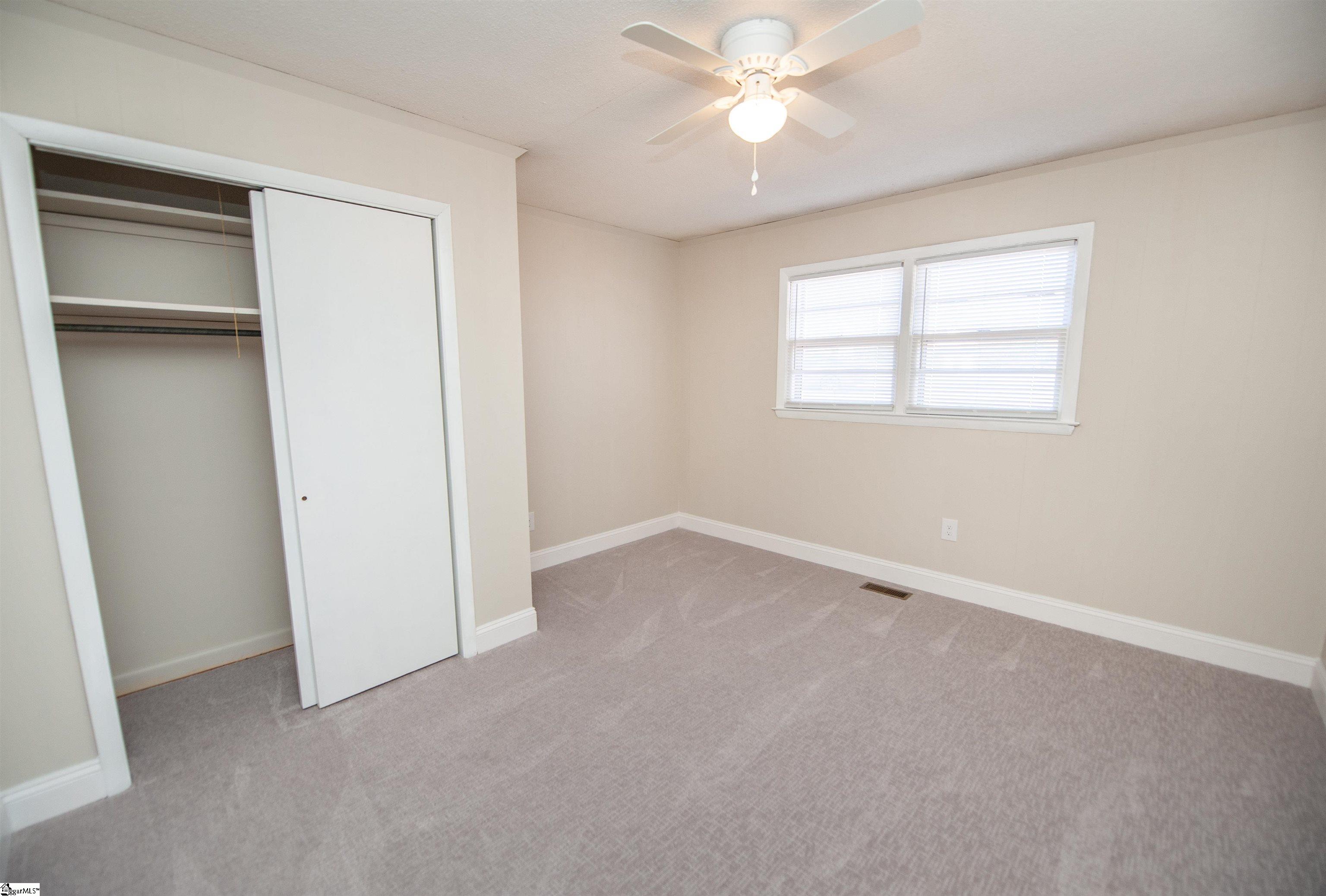 106 Cloverdale Drive Boiling Springs, SC 29316