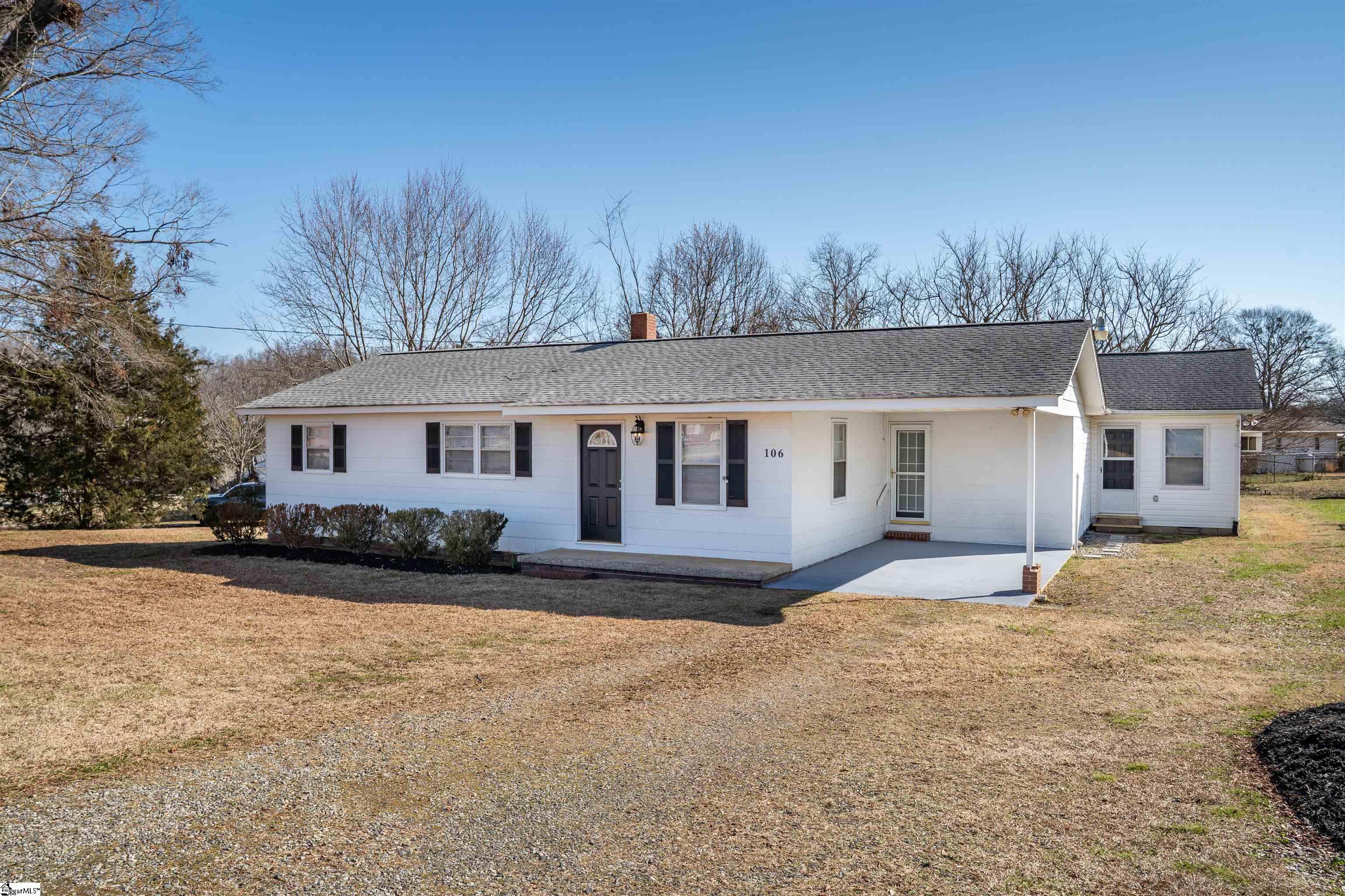 106 Cloverdale Drive Boiling Springs, SC 29316