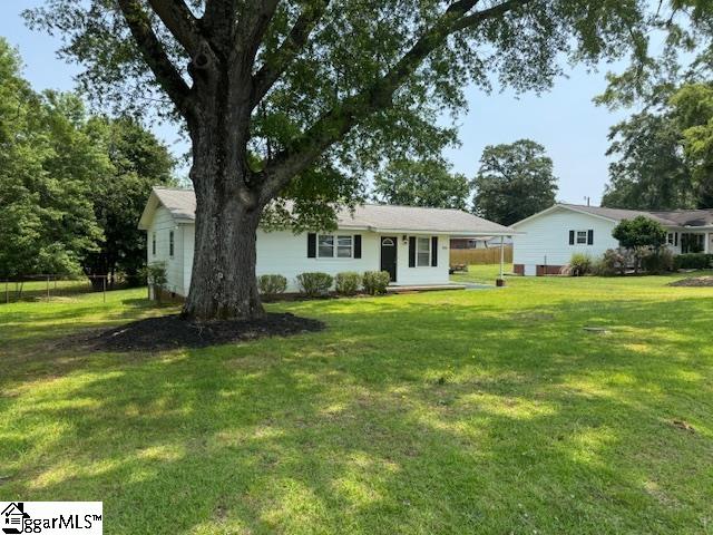 106 Cloverdale Drive Boiling Springs, SC 29316