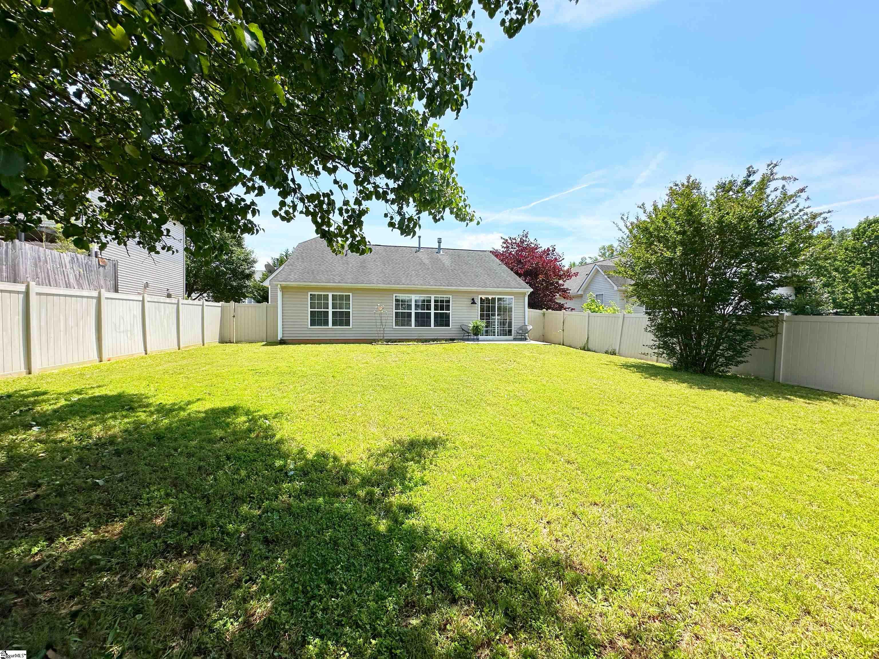 10 Crestbrook Drive Greenville, SC 29607