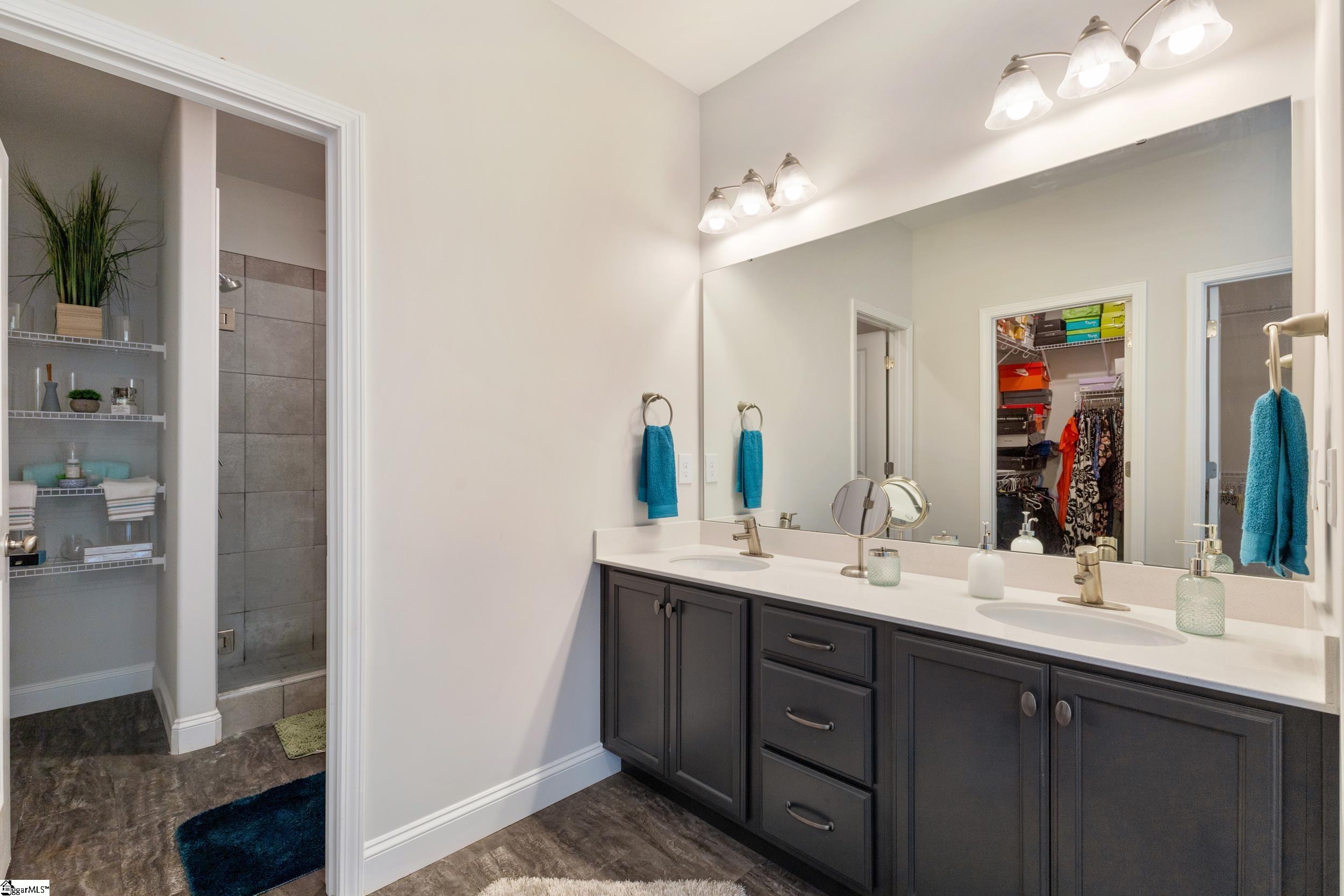 615 Forden Drive Wellford, SC 29385