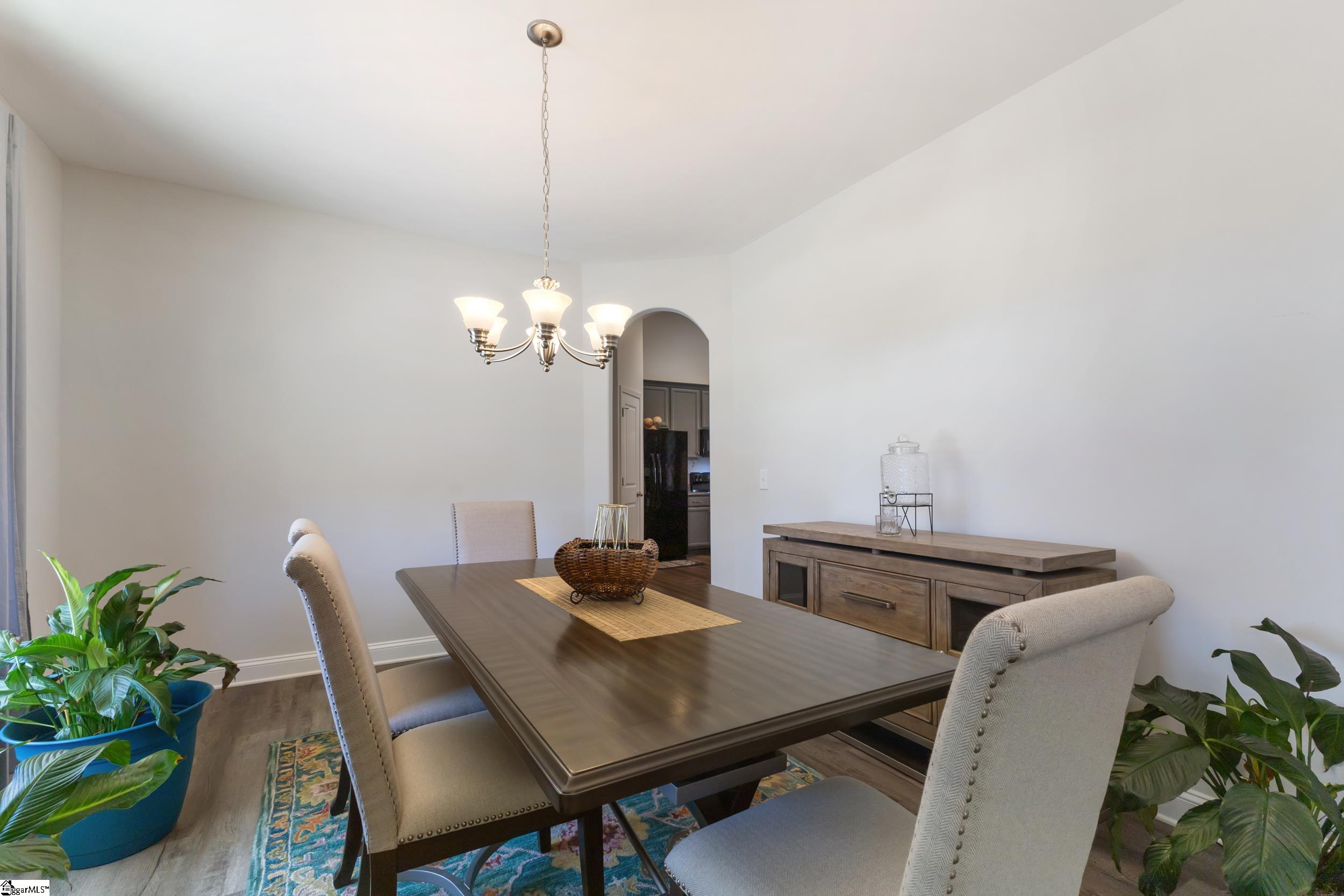 615 Forden Drive Wellford, SC 29385