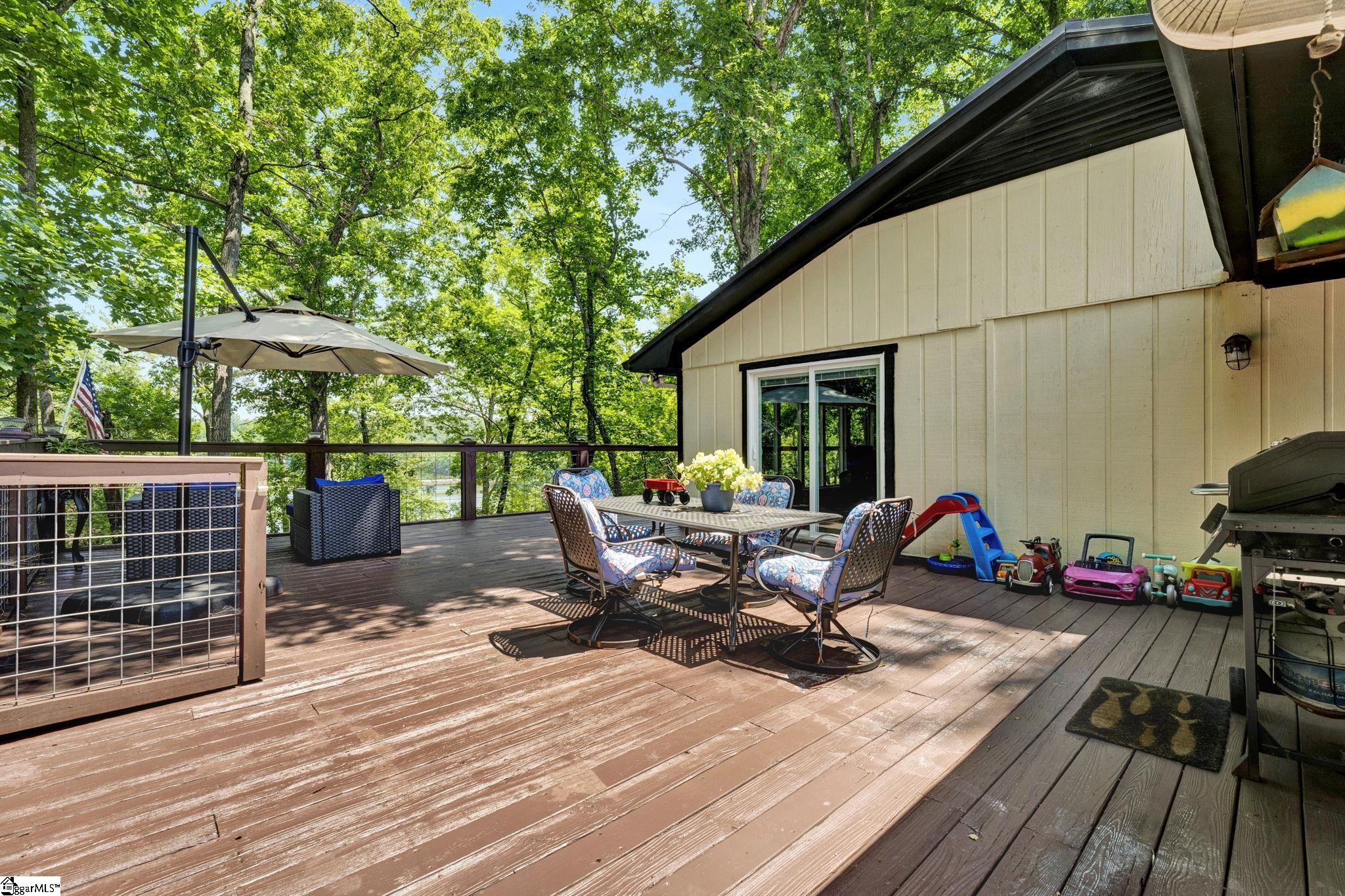2152 Deloach Drive Anderson, SC 29625