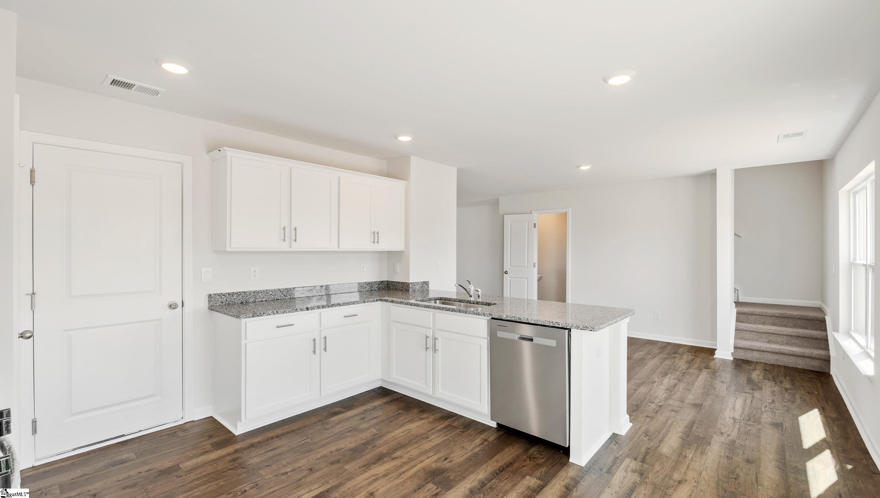 1329 Duffers Lane Roebuck, SC 29376