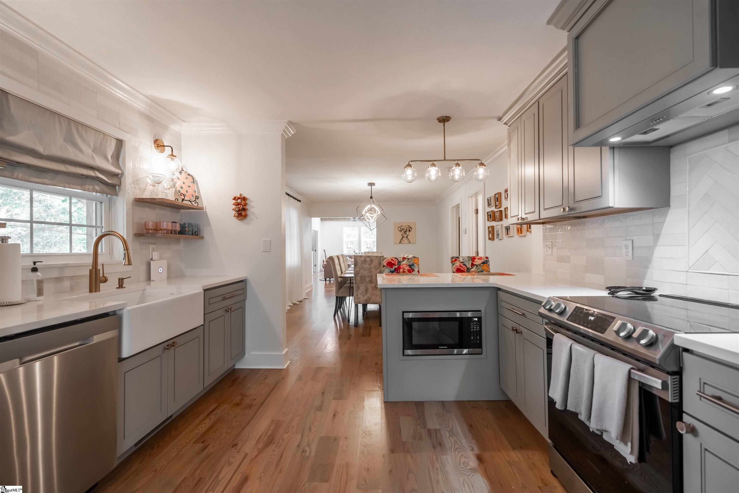 2 Prancer Avenue Greenville, SC 29605