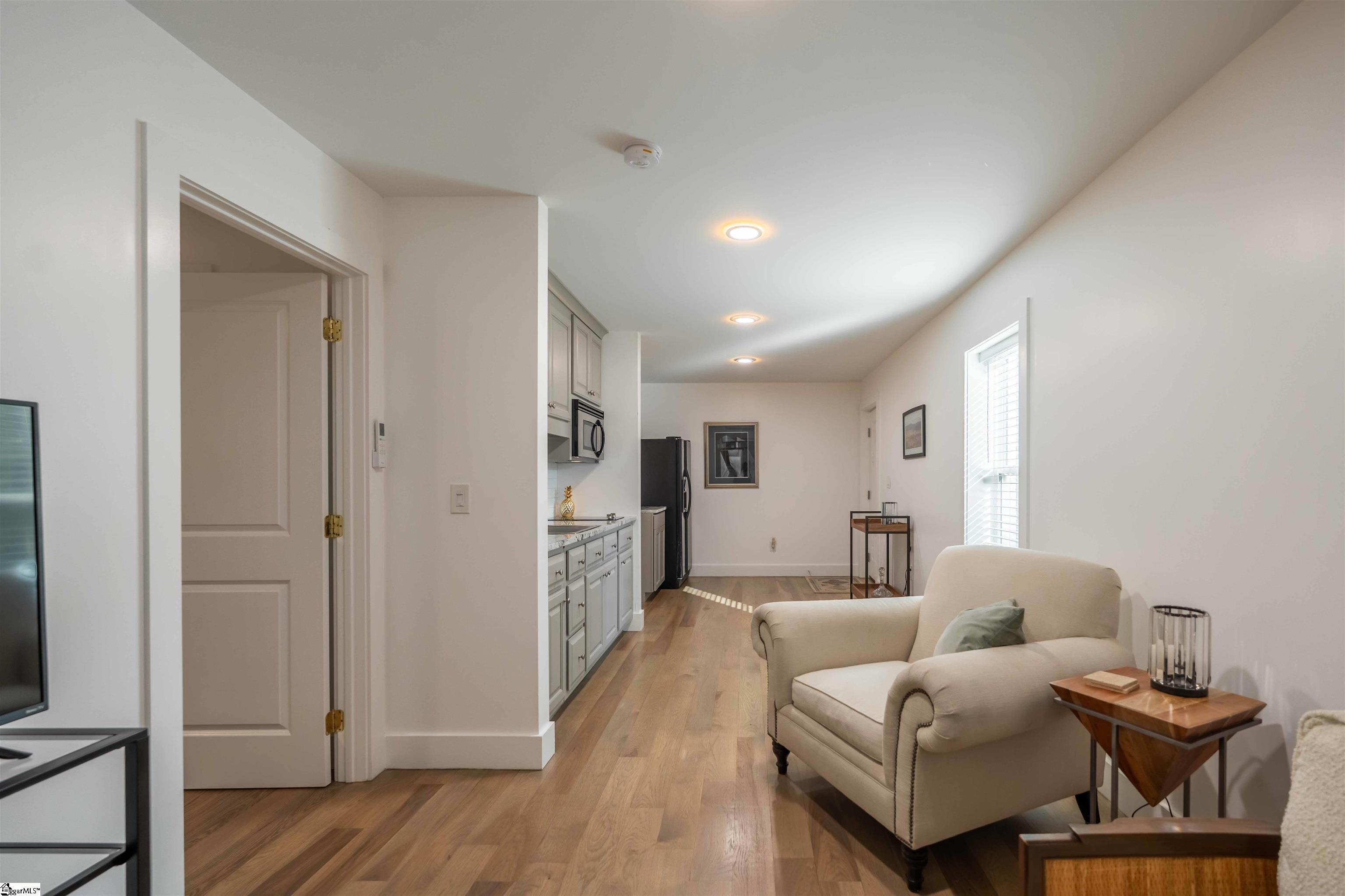 2 Prancer Avenue Greenville, SC 29605