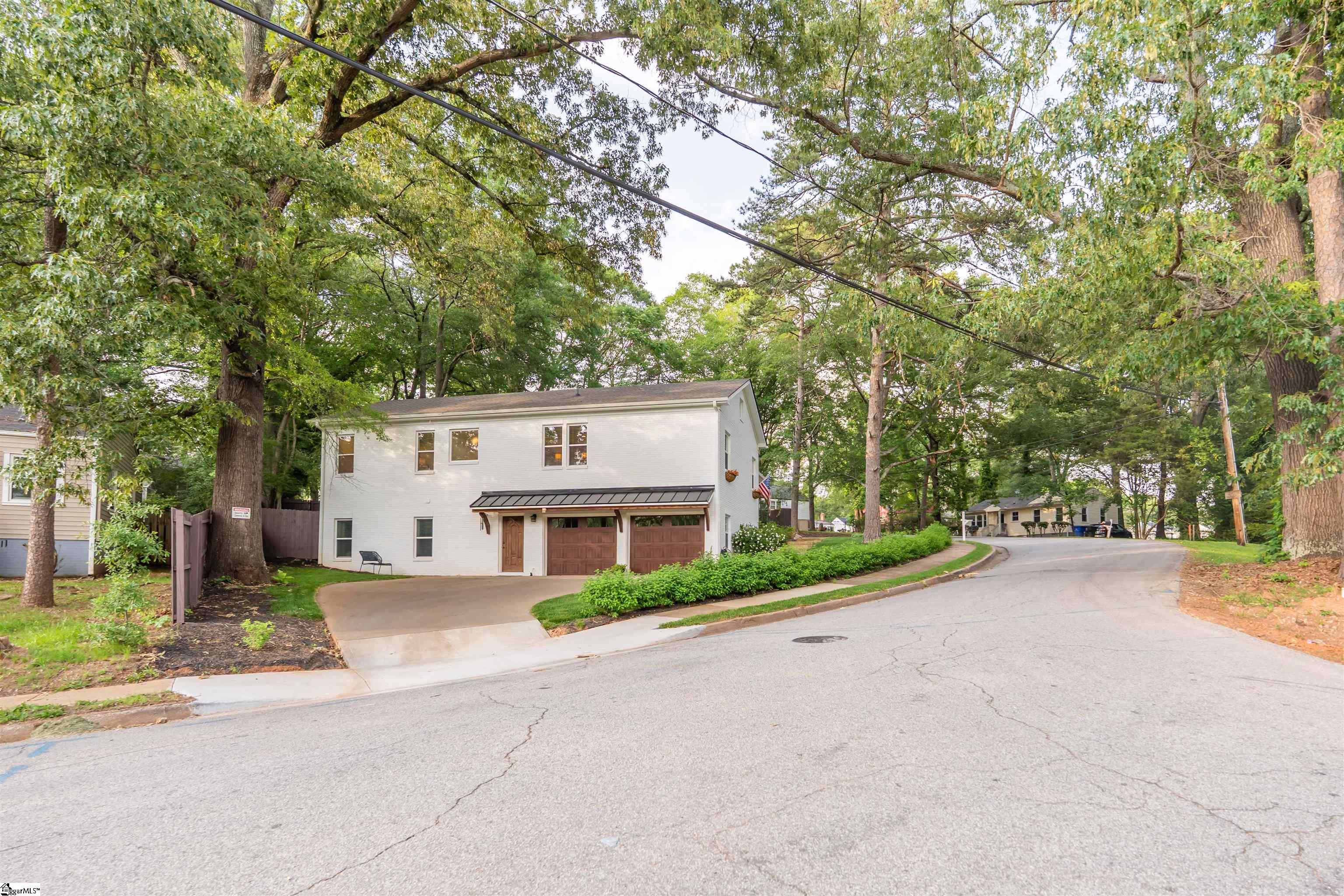 2 Prancer Avenue Greenville, SC 29605