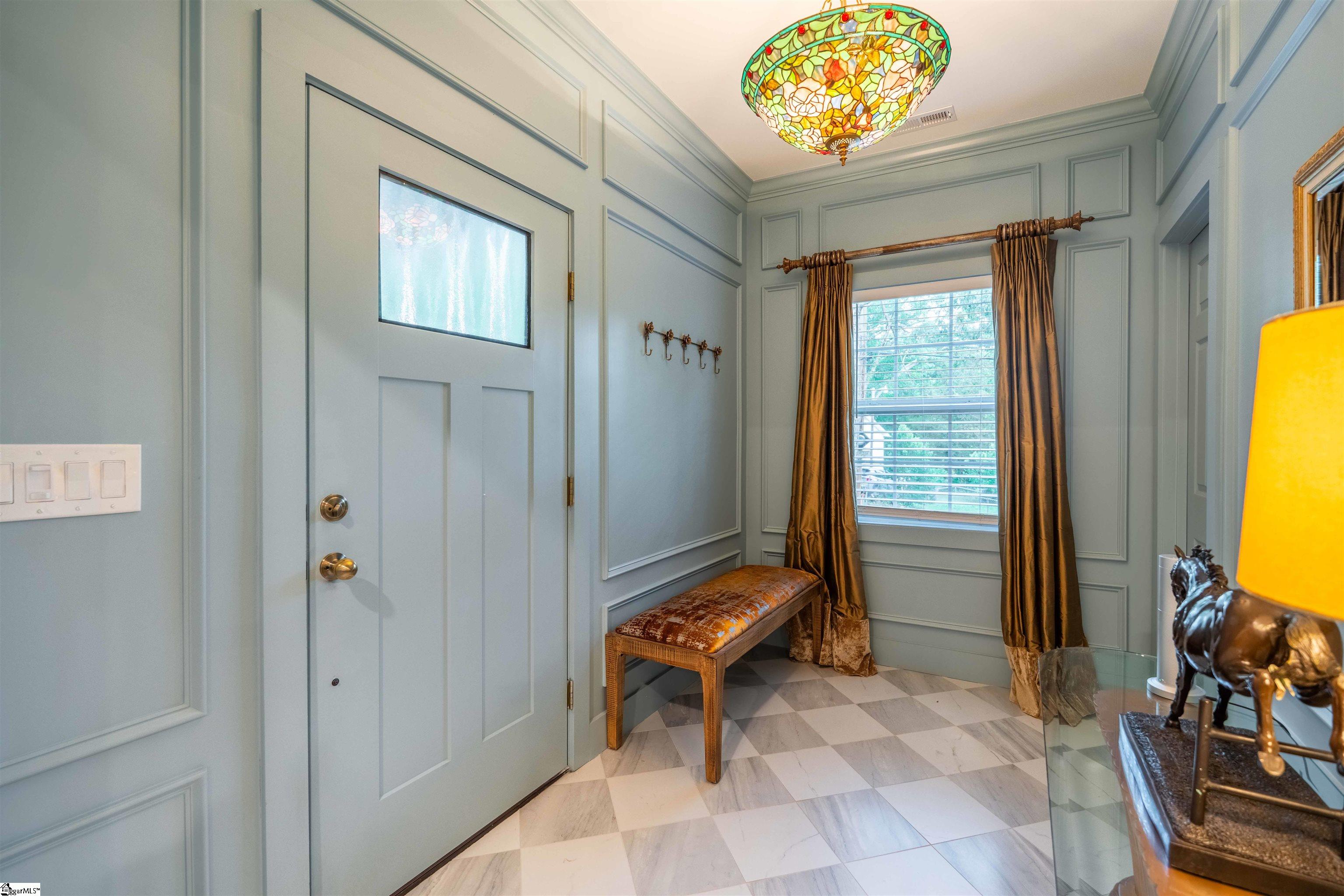 2 Prancer Avenue Greenville, SC 29605