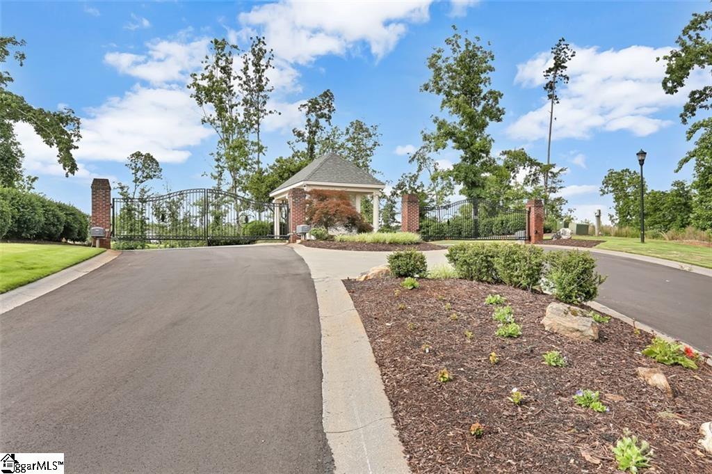 1819 Cross Creek Drive Seneca, SC 29678