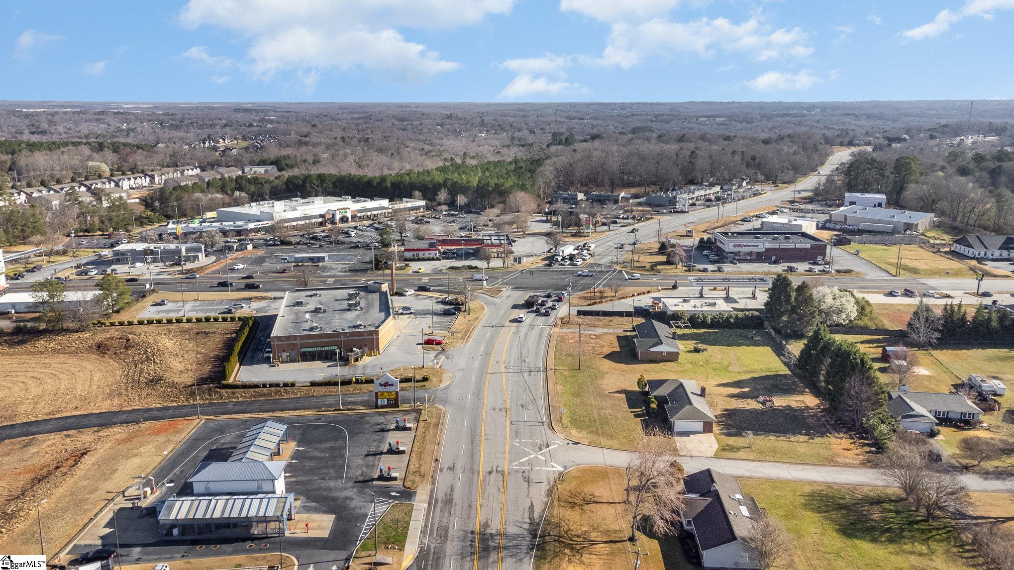 3920 Moore Duncan Highway Moore, SC 29369