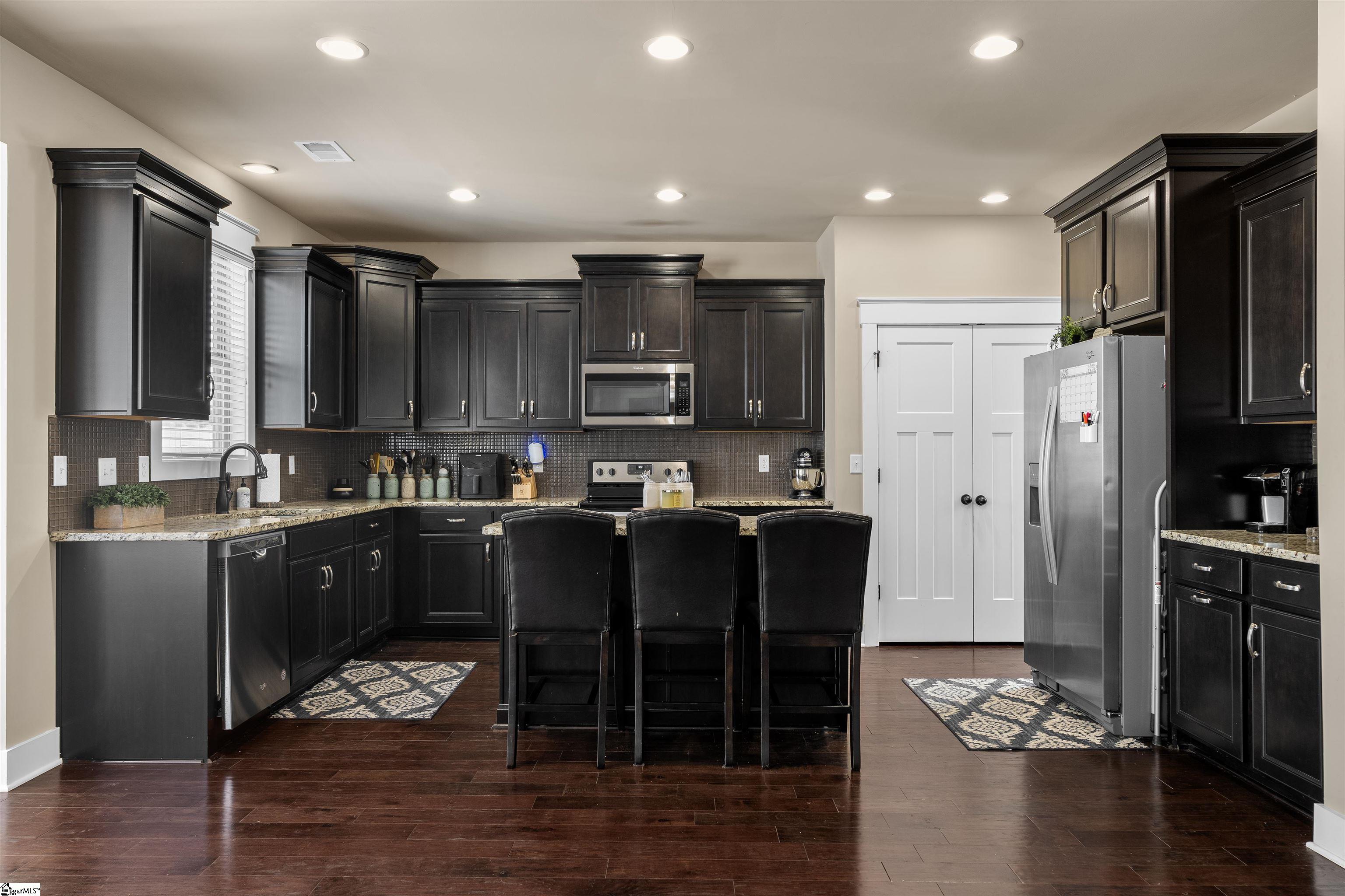 128 Summer Oak Lane Simpsonville, SC 29680