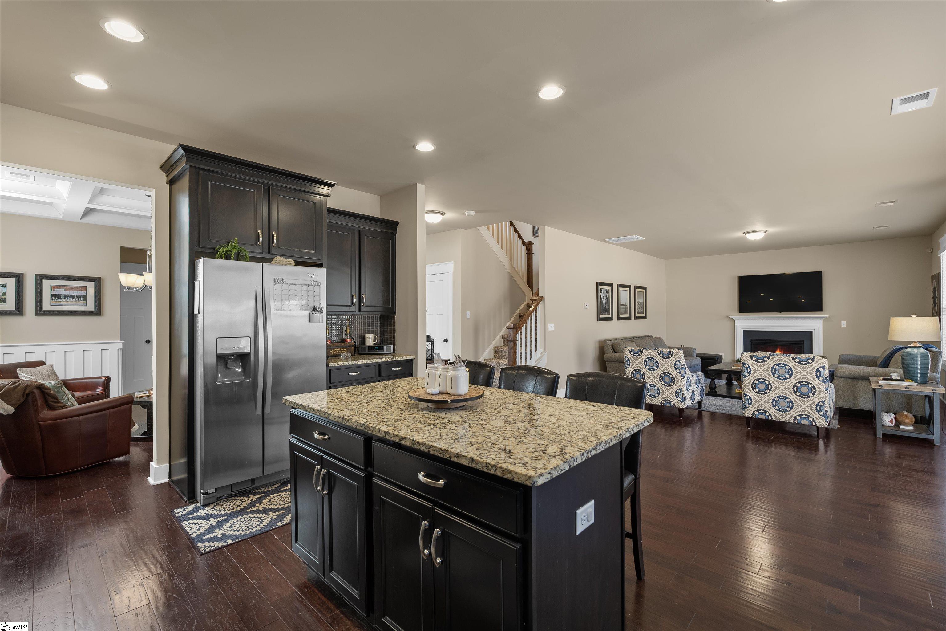 128 Summer Oak Lane Simpsonville, SC 29680