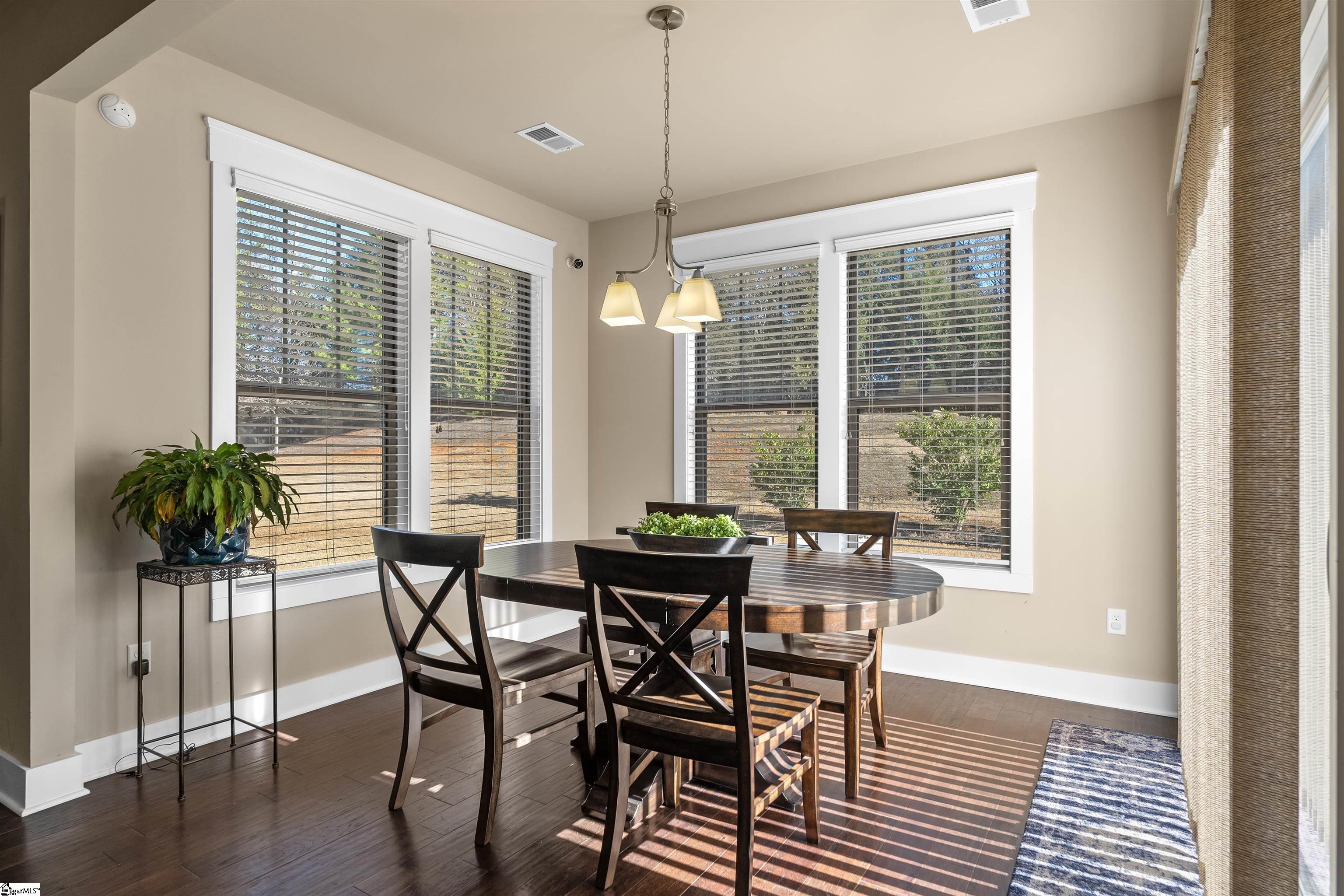 128 Summer Oak Lane Simpsonville, SC 29680