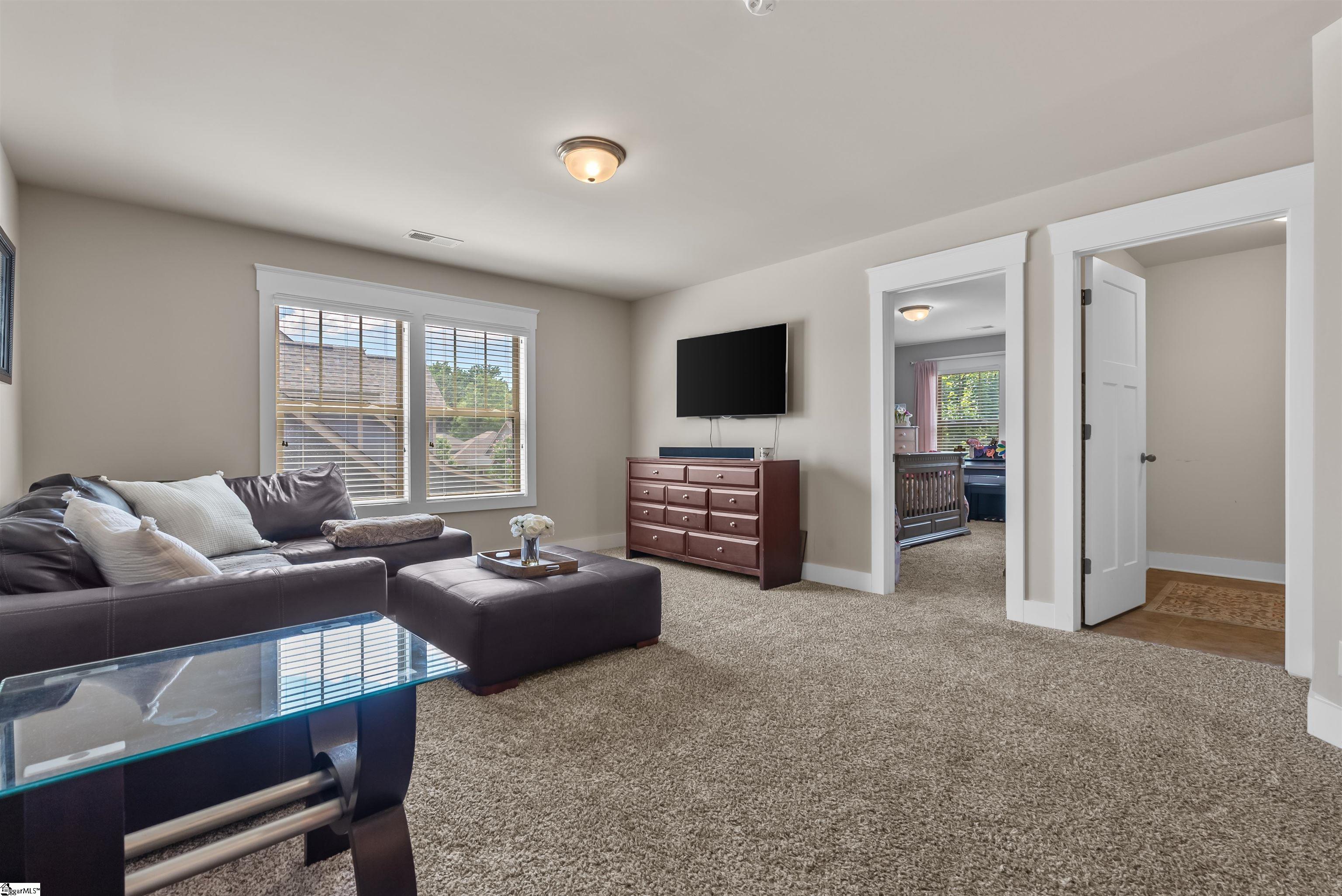 128 Summer Oak Lane Simpsonville, SC 29680