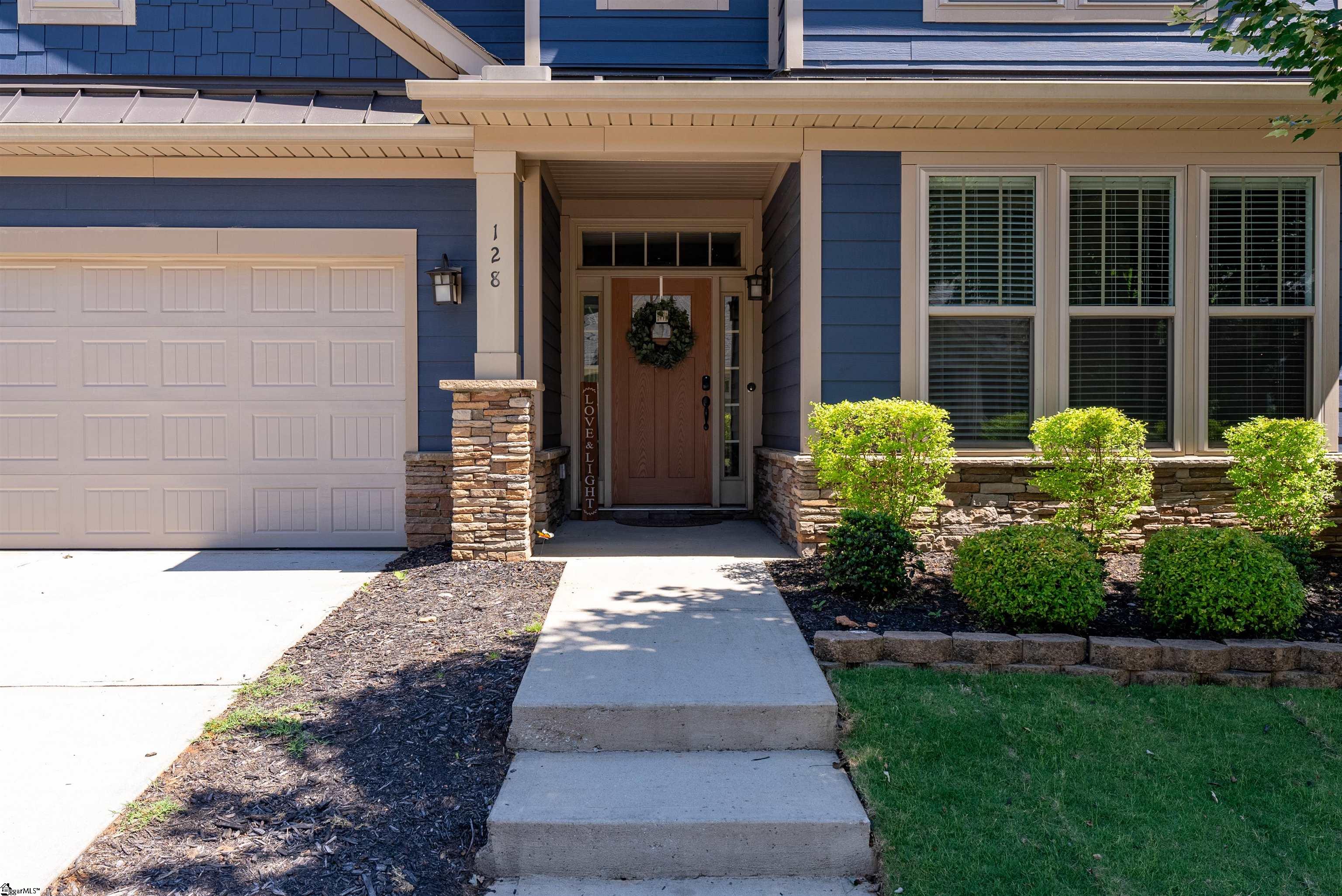 128 Summer Oak Lane Simpsonville, SC 29680
