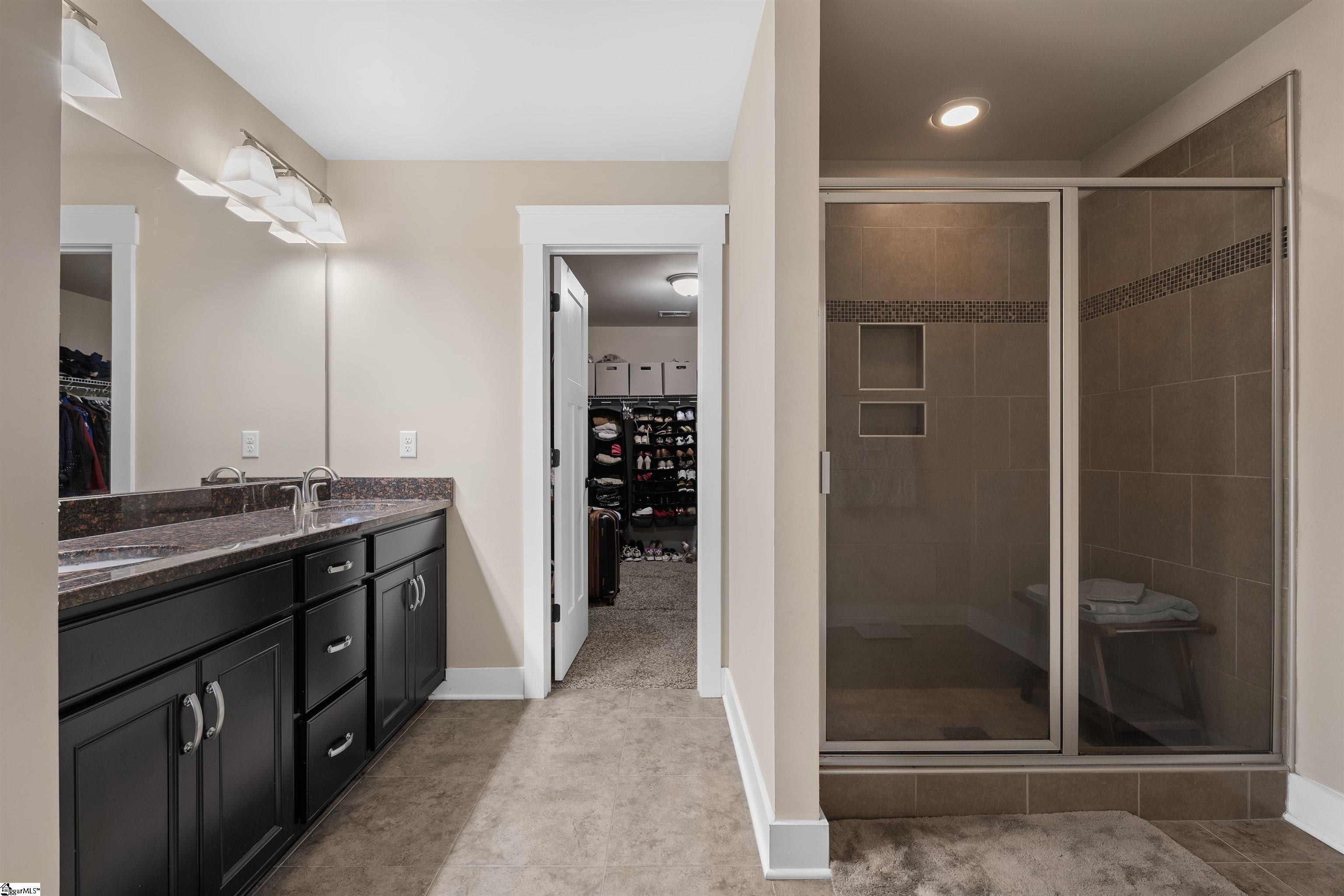 128 Summer Oak Lane Simpsonville, SC 29680