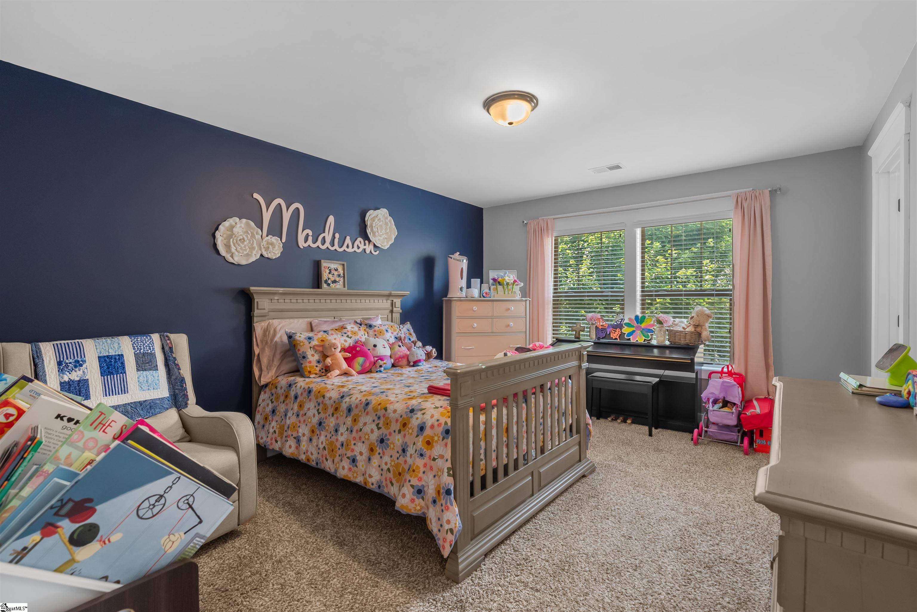 128 Summer Oak Lane Simpsonville, SC 29680