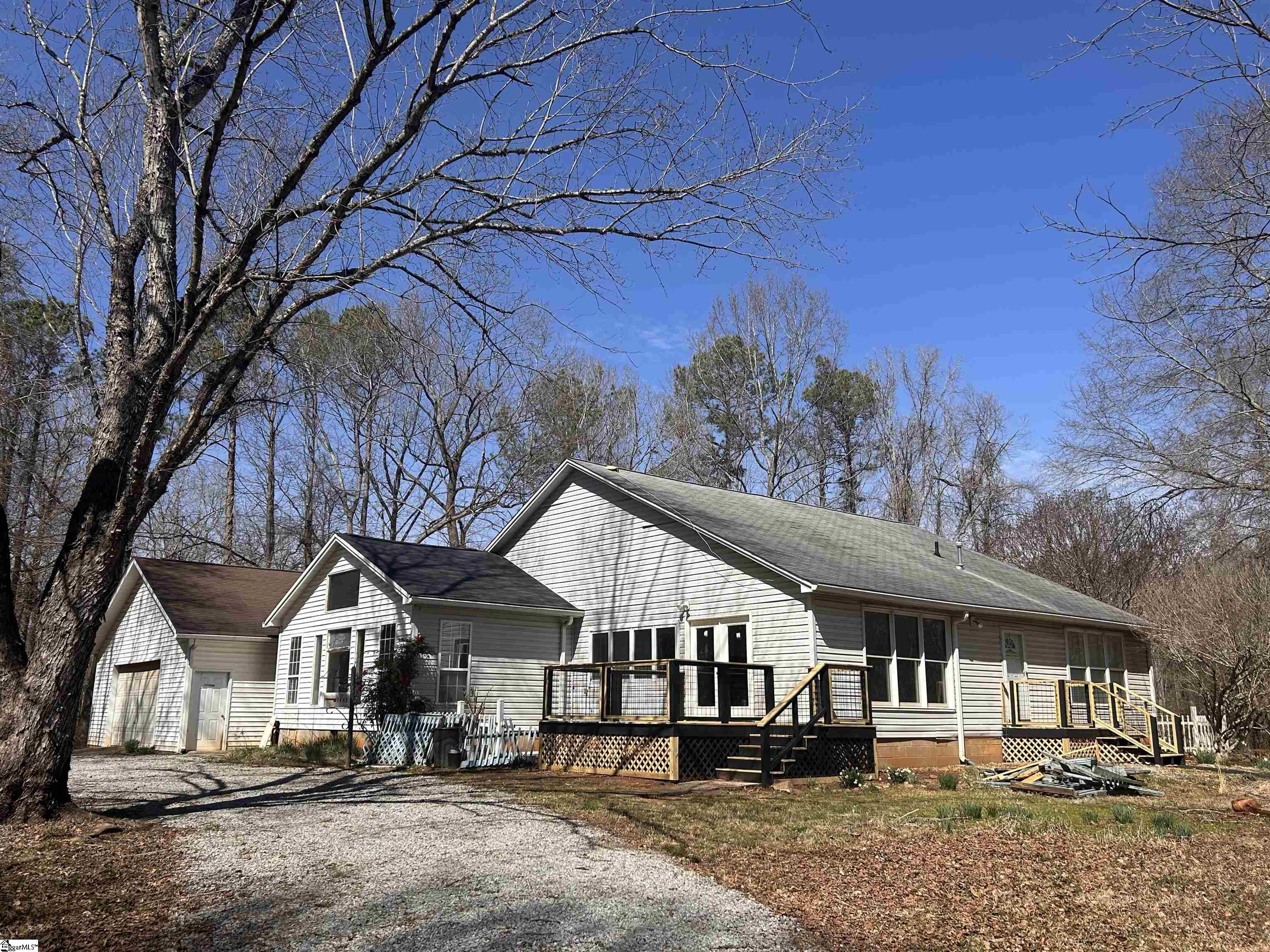 7443 Lisbon Road, Mountville SC 29370,Mountville,Laurens,Residential