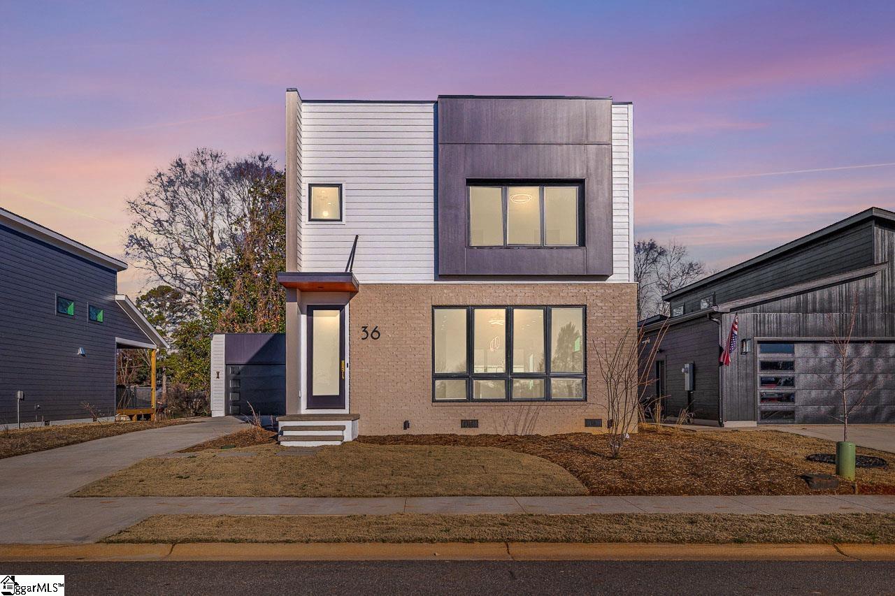 36 Village Crest Drive Greenville, SC 29607