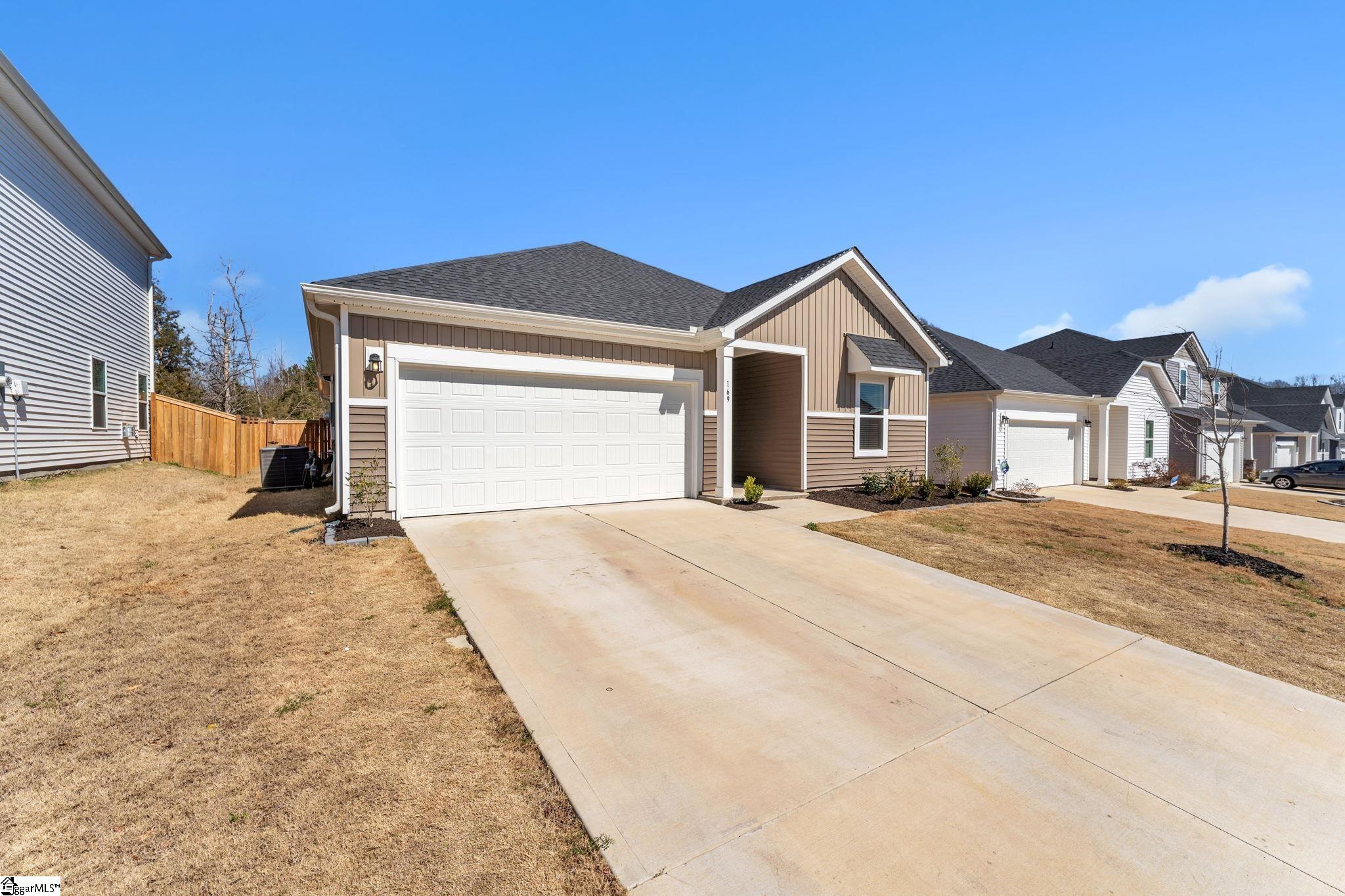 169 Vickery Road Woodruff, SC 29388